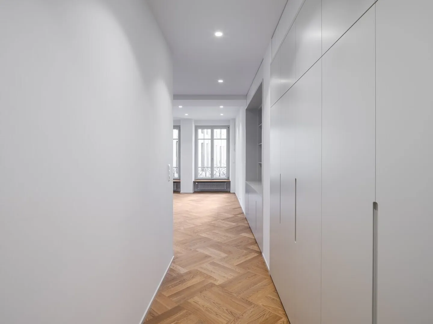 Appartement spacieux au centre-ville - Photo 2 sur 9