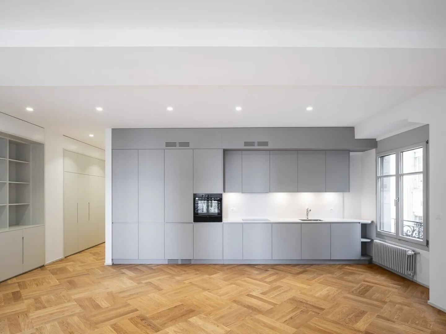 Appartement spacieux au centre-ville - Photo 3 sur 9