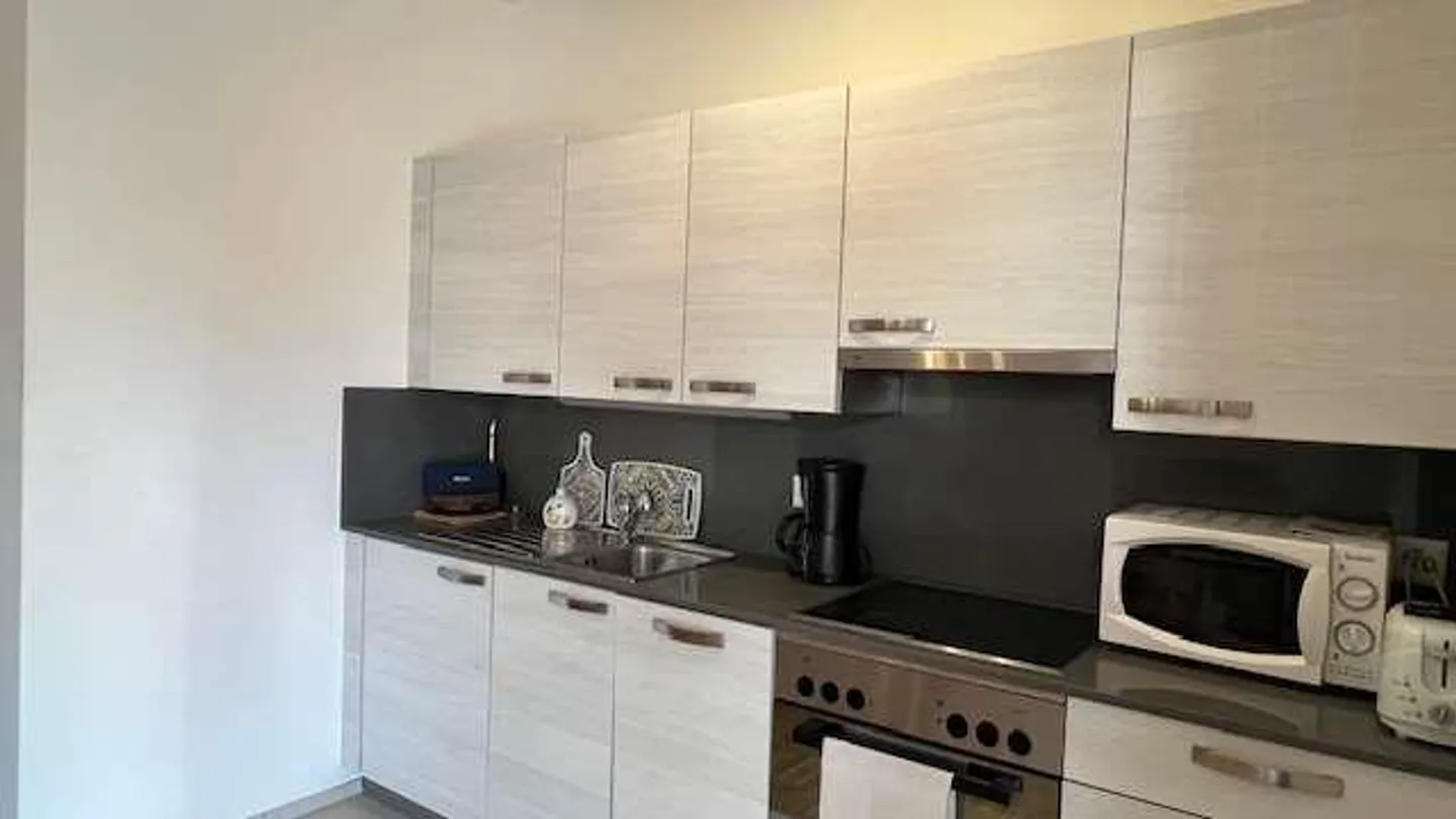 Appartamento in affitto - Foto 4 di 11