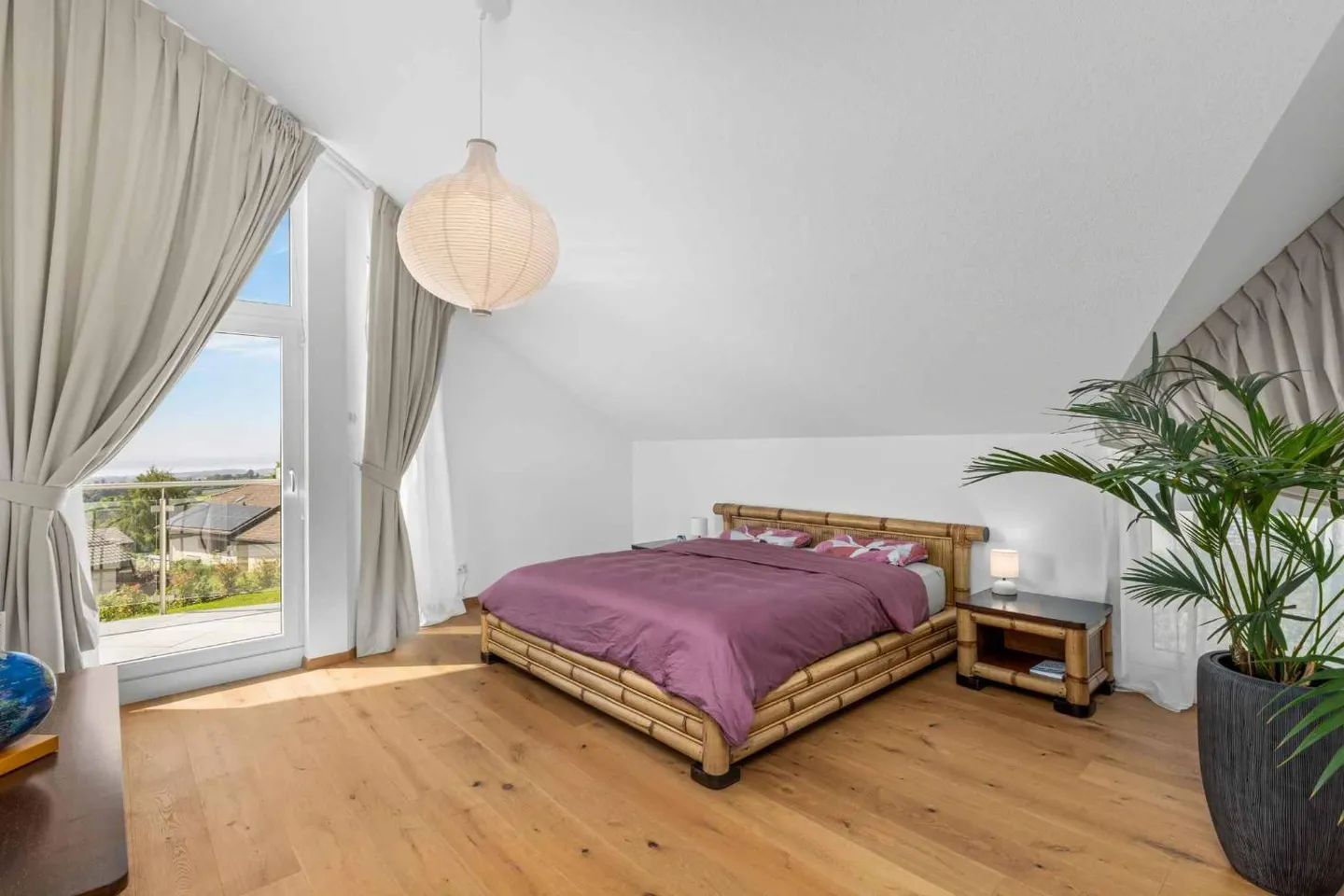 Moderne Villa mit Pool und Blick auf den See, die Alpen und den Jura - Foto 9 von 13