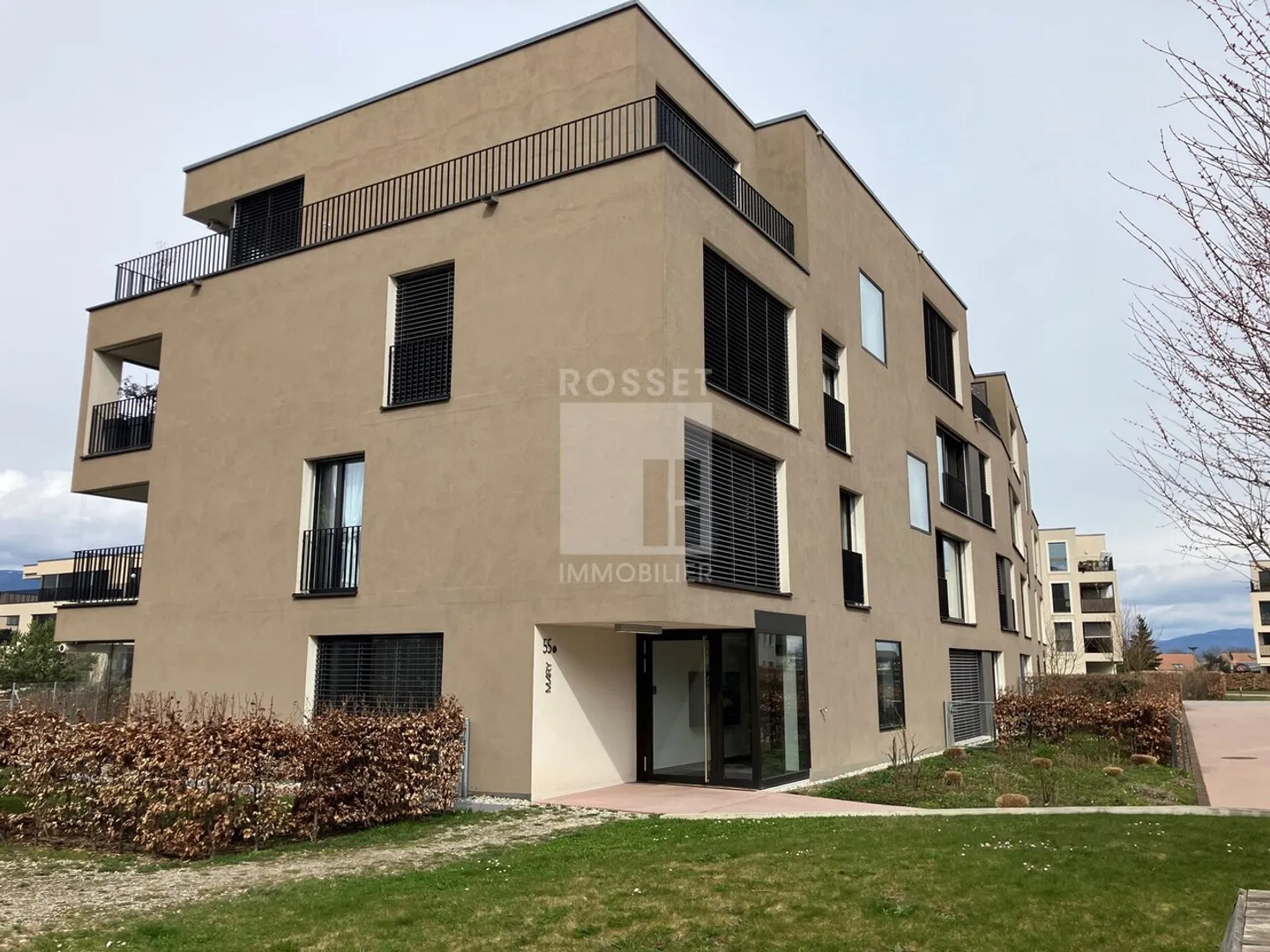 Appartement moderne avec jardin privé - Photo 1 sur 1