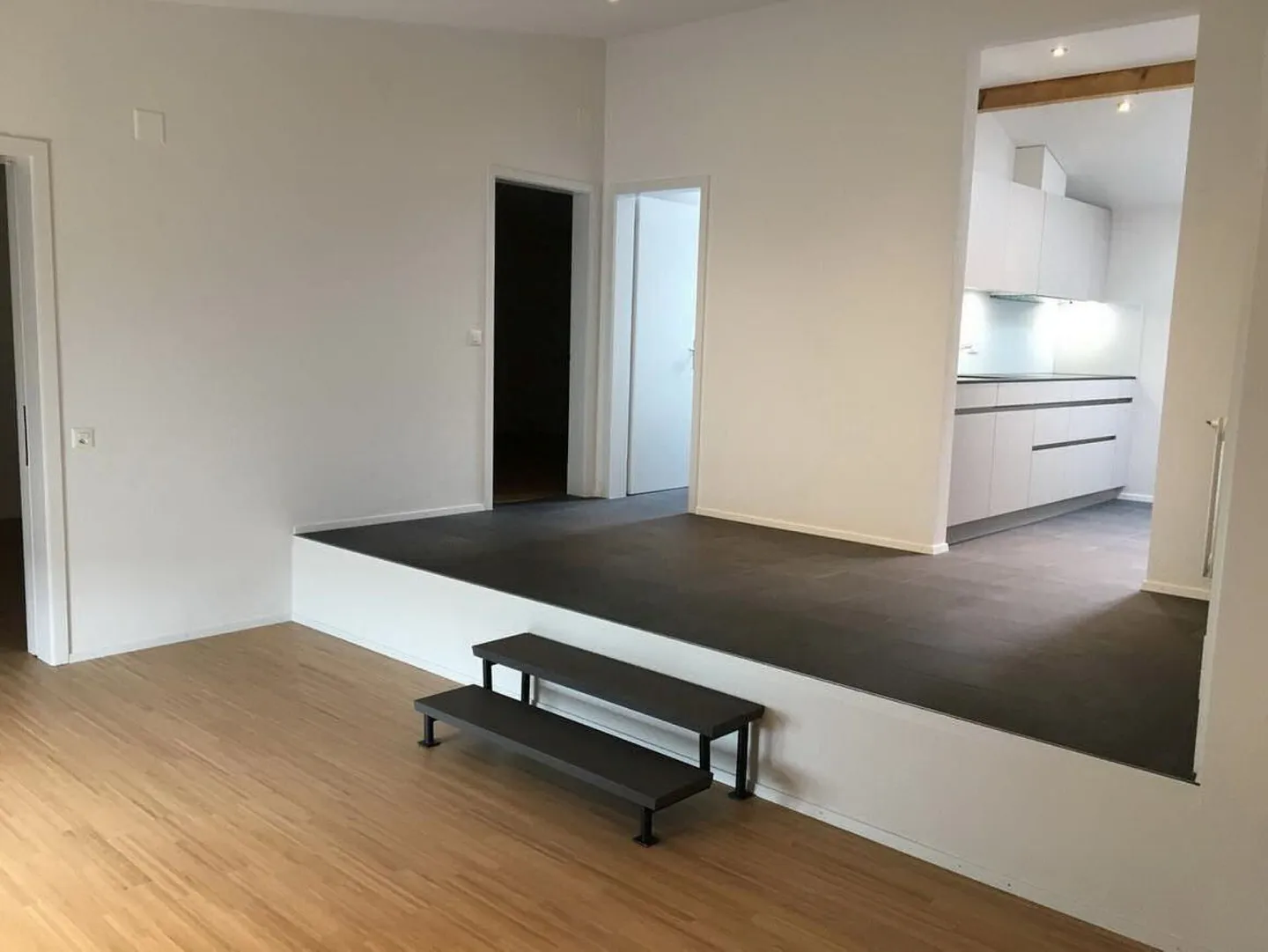 Appartamento attico attraente con 3 camere - Foto 1 di 16