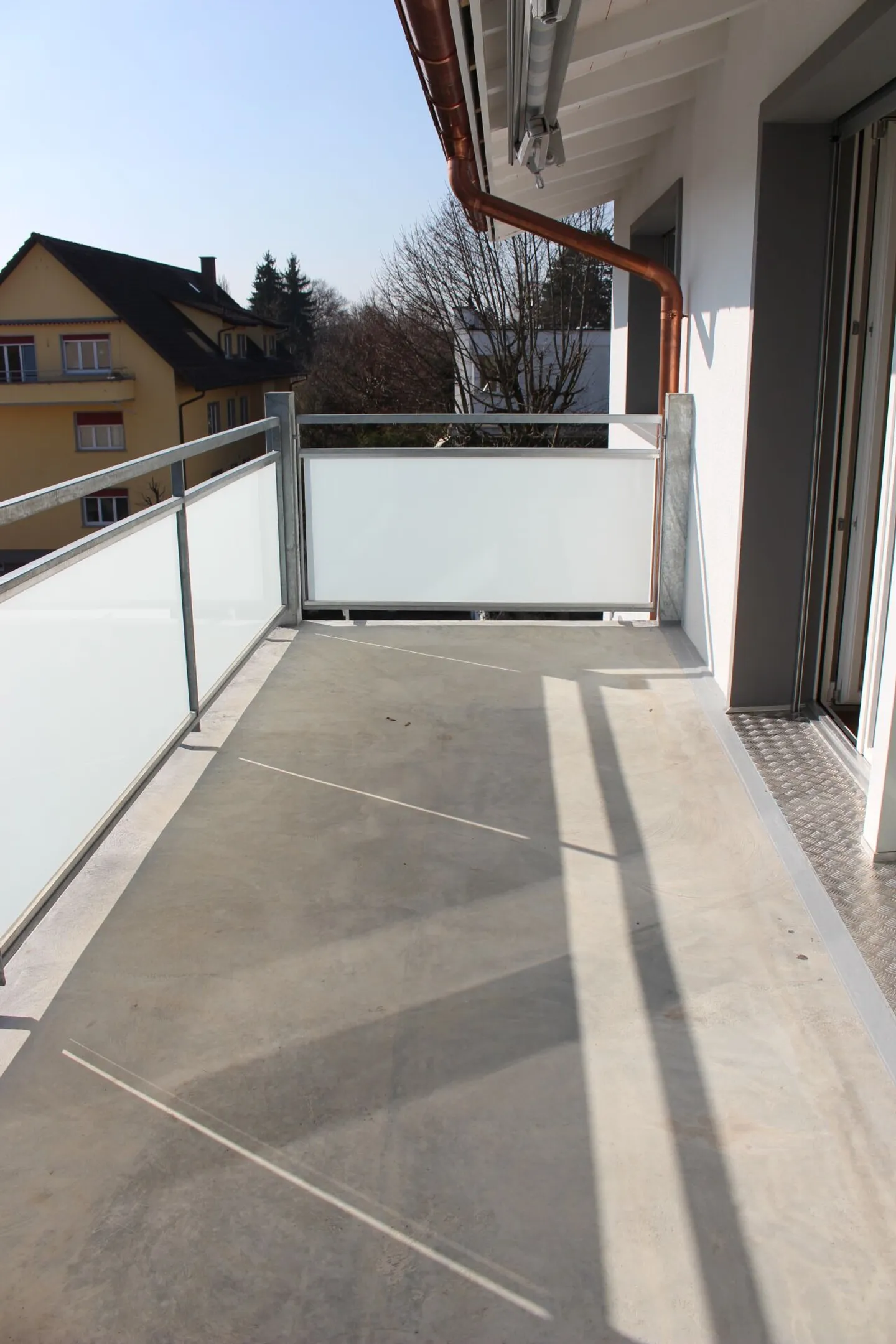 Appartamento attico attraente con 3 camere - Foto 12 di 16