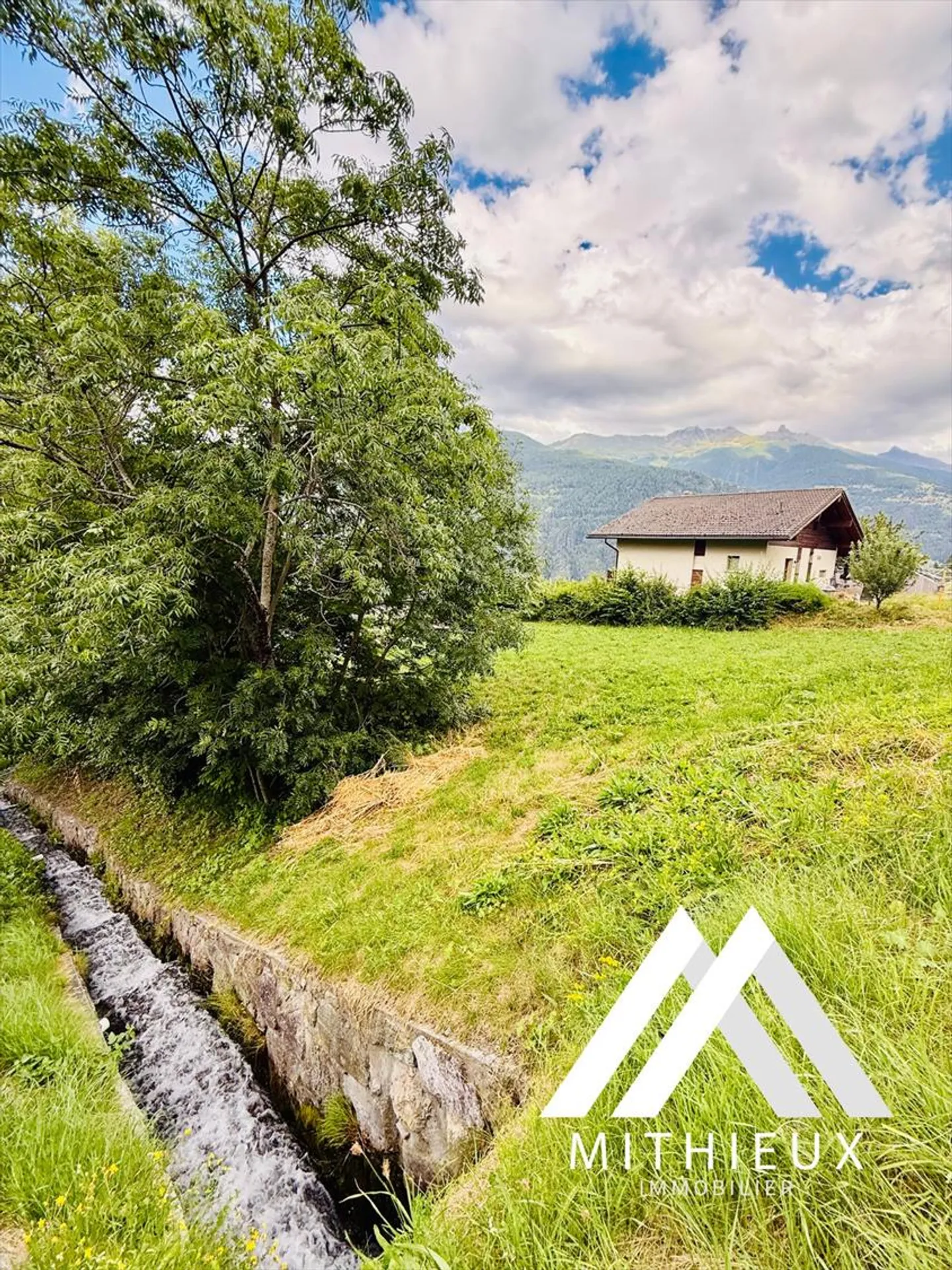 PARCELLE PLATE ÉQUIPÉE DE 786 M2, VEX ! - Photo 6 sur 6