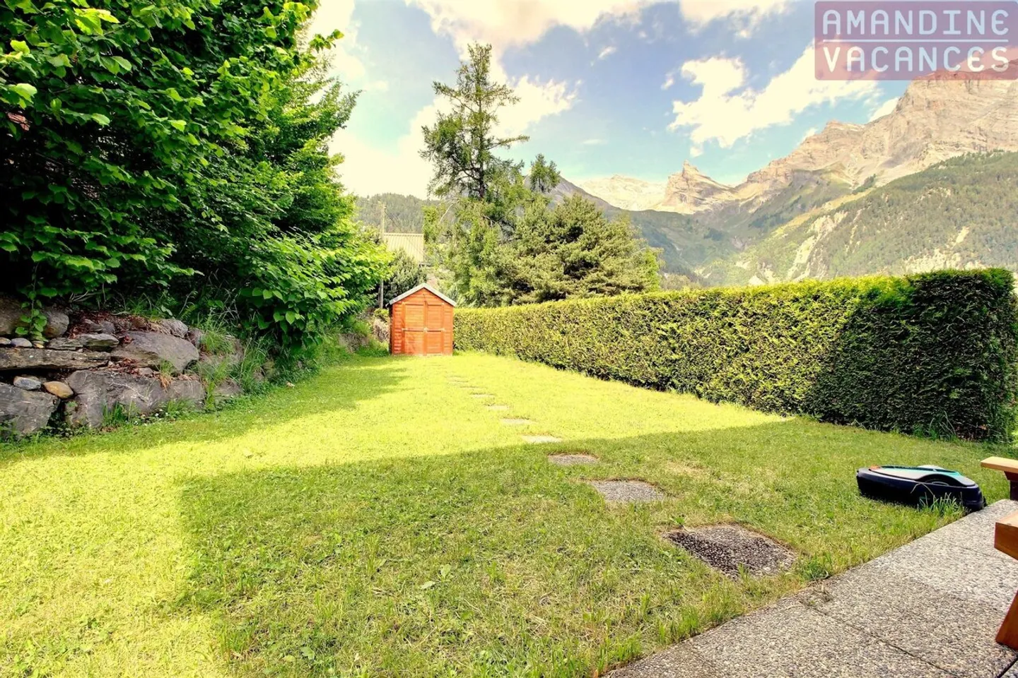 Charming Renovated Chalet - Photo 10 of 13