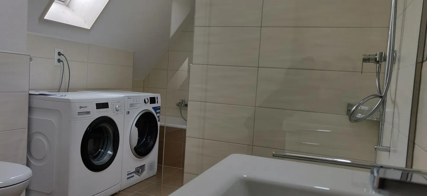 Appartamento maisonette luminoso di 3,5 stanze - Foto 10 di 15