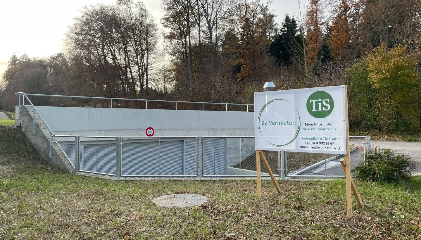Parking without Worries - Your Parking Garage in Zollikofen Awaits You! - Photo 1 of 5