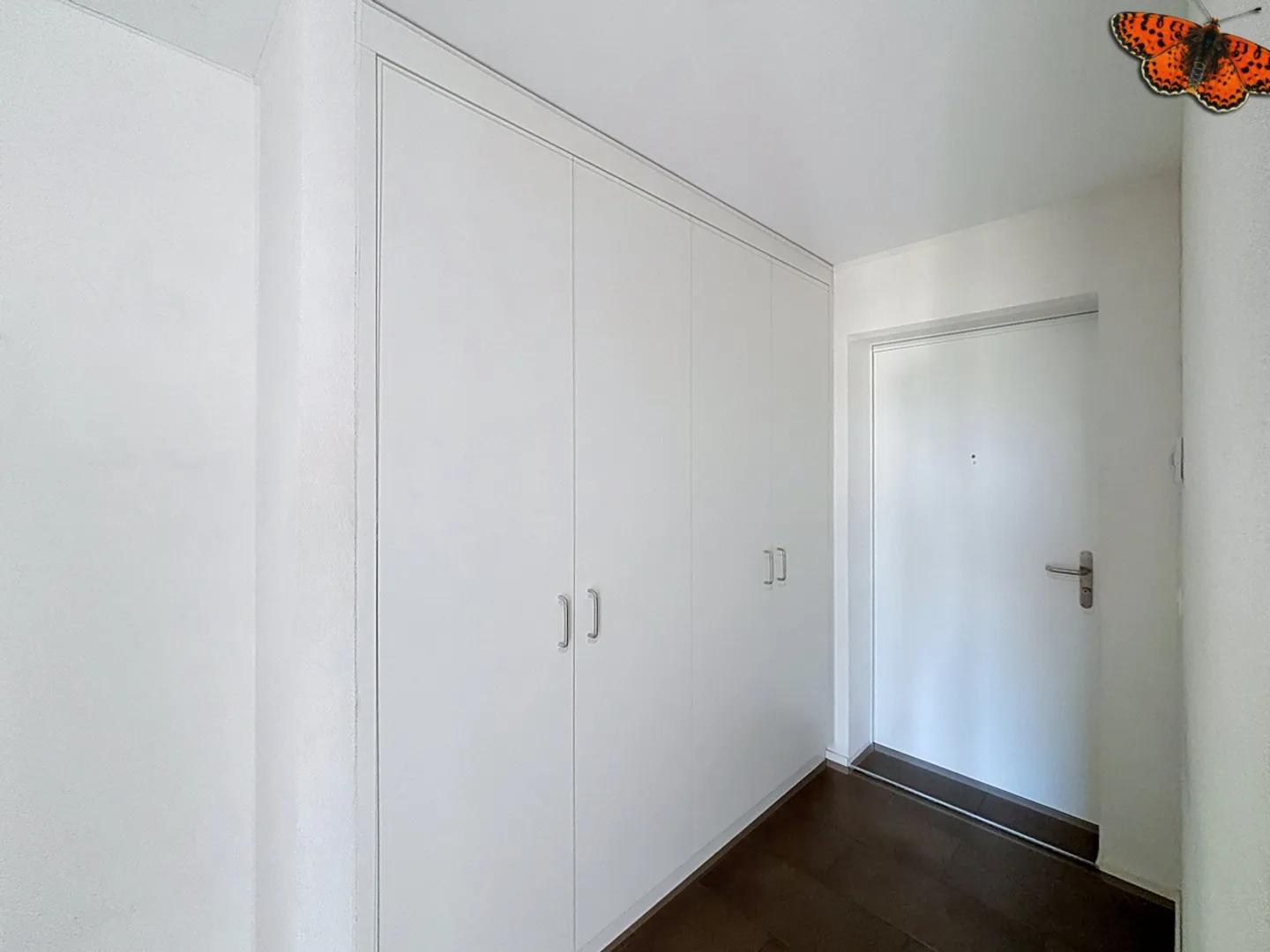 Prächtige 4.5-Zimmer-Wohnung mit viel Licht und Blick auf die Préalpes - Foto 8 di 11