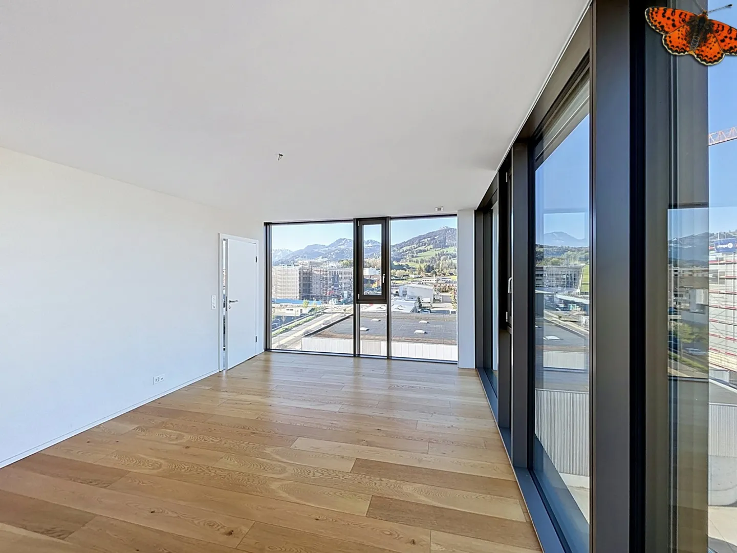 Prächtige 4.5-Zimmer-Wohnung mit viel Licht und Blick auf die Préalpes - Foto 4 di 11