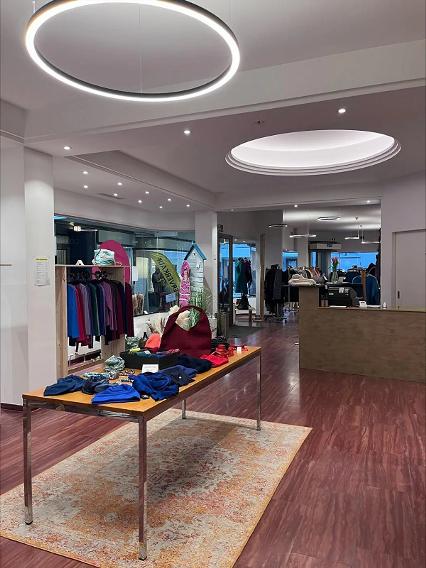 POP UP until April 30, 2026 in the heart of Bern - Photo 8 of 9