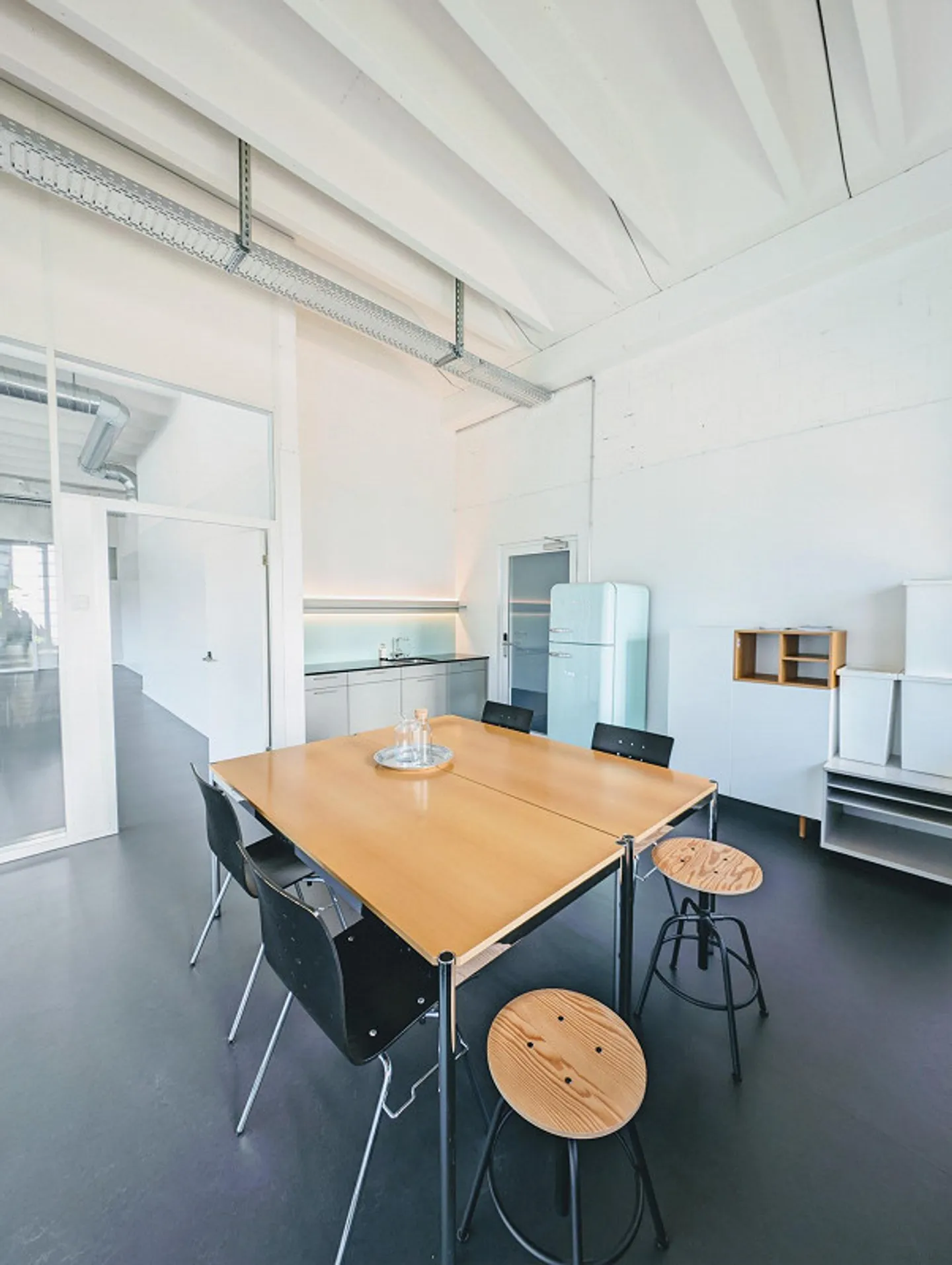 Spazi per uffici moderni in un ambiente innovativo - Foto 7 di 12