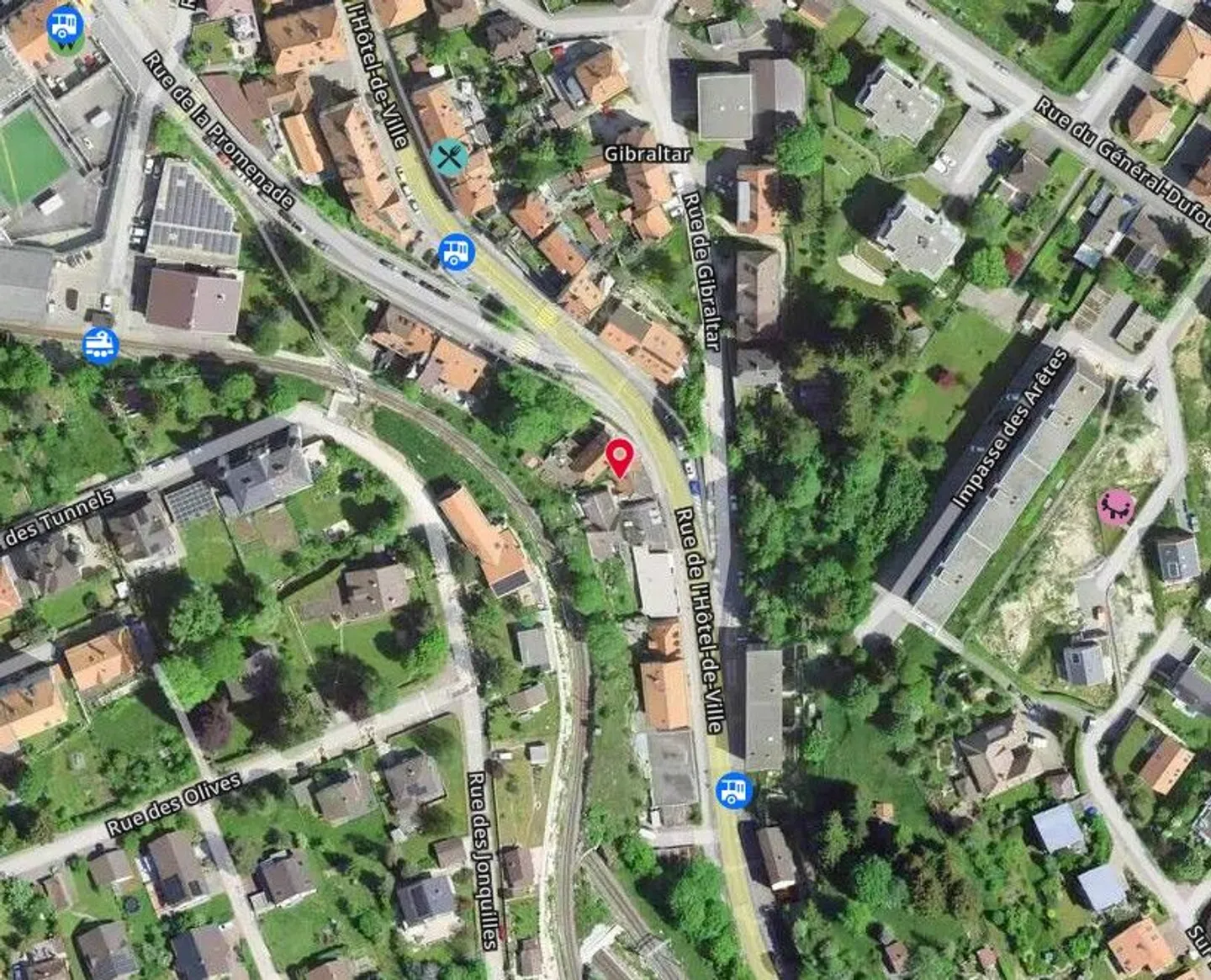 *Mehrfamilienhaus* - Foto 5 von 13