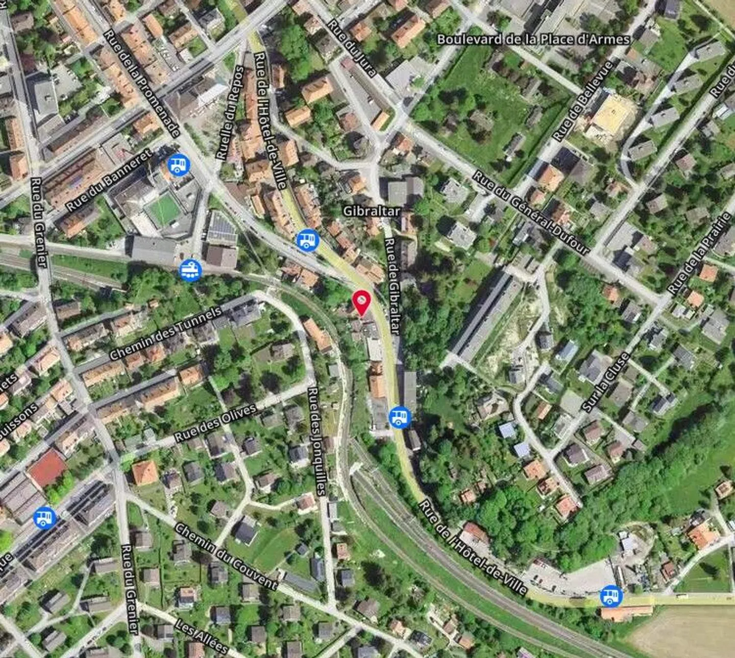 *Mehrfamilienhaus* - Foto 6 von 13