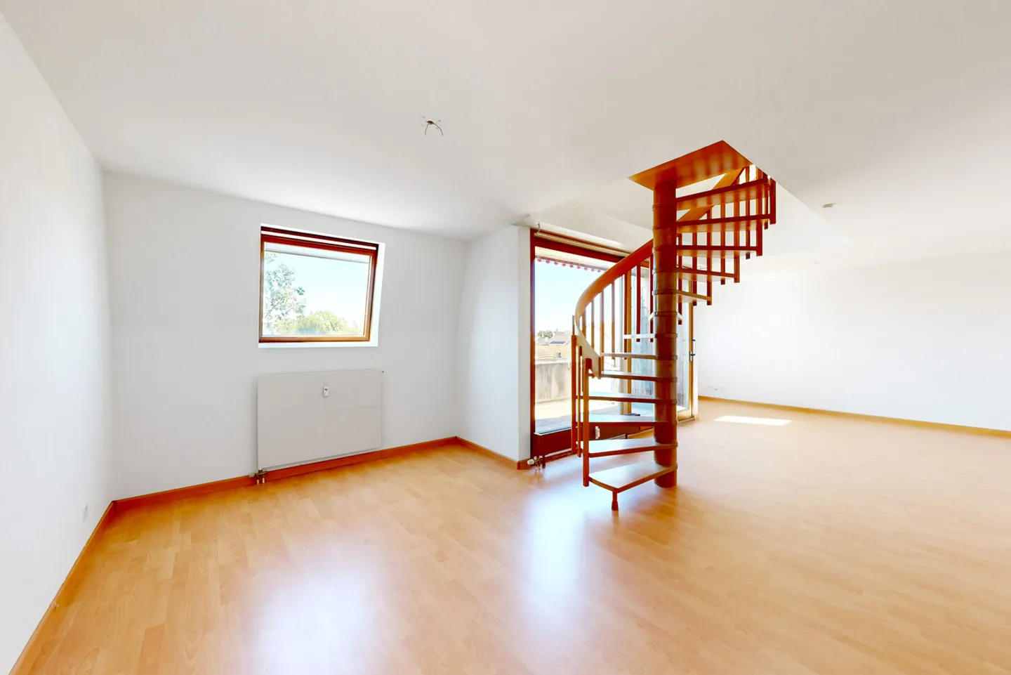 Appartamento duplex cerca nuovo inquilino! - Foto 6 di 11