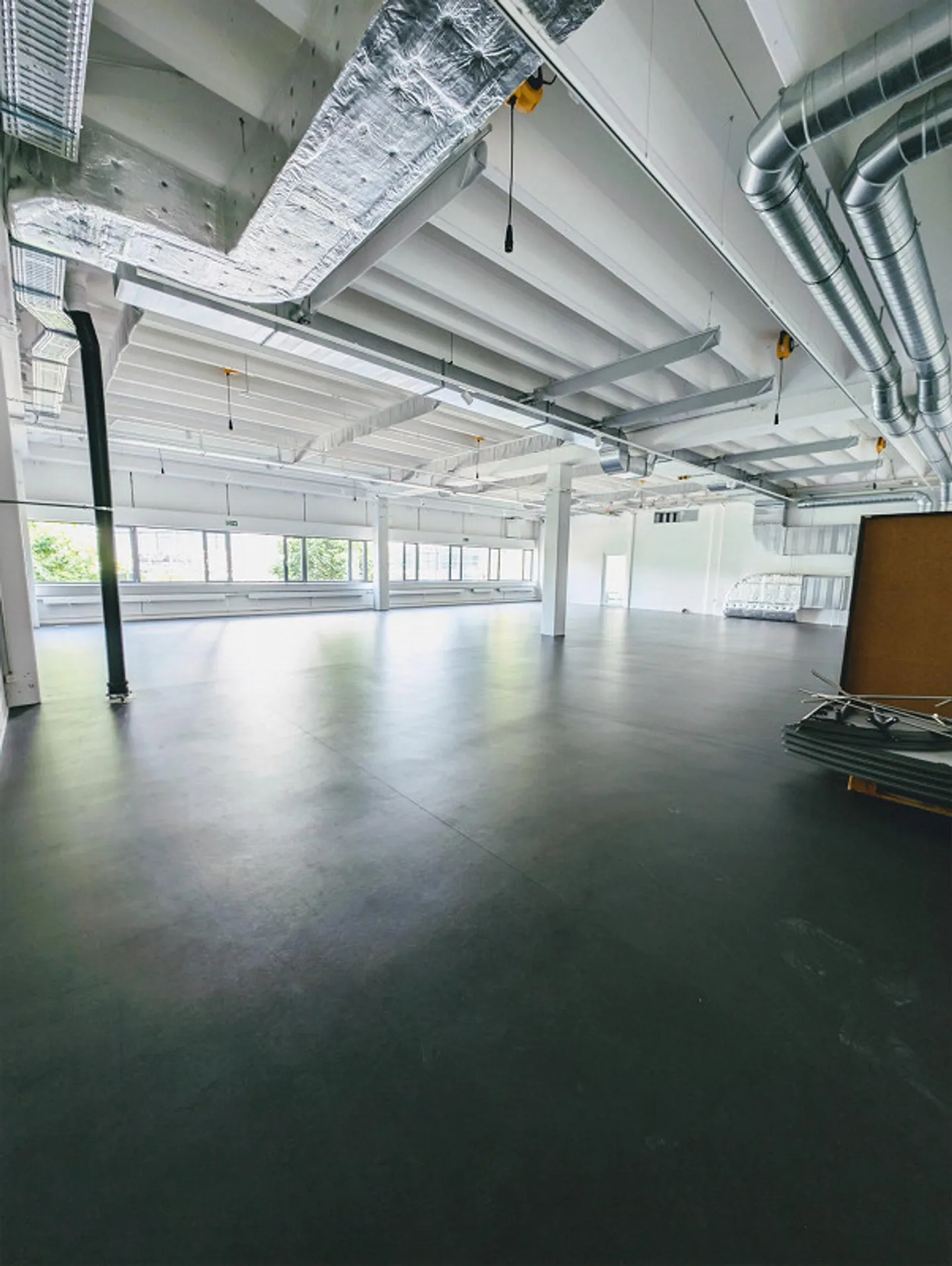 Spazi per uffici moderni in un ambiente innovativo - Foto 11 di 12