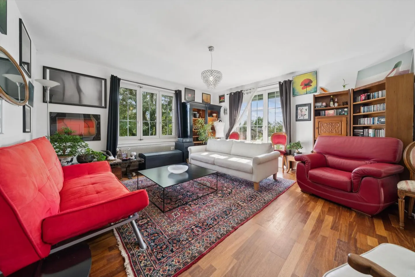 Haus mit drei Wohnungen und Bauland - Foto 7 von 13