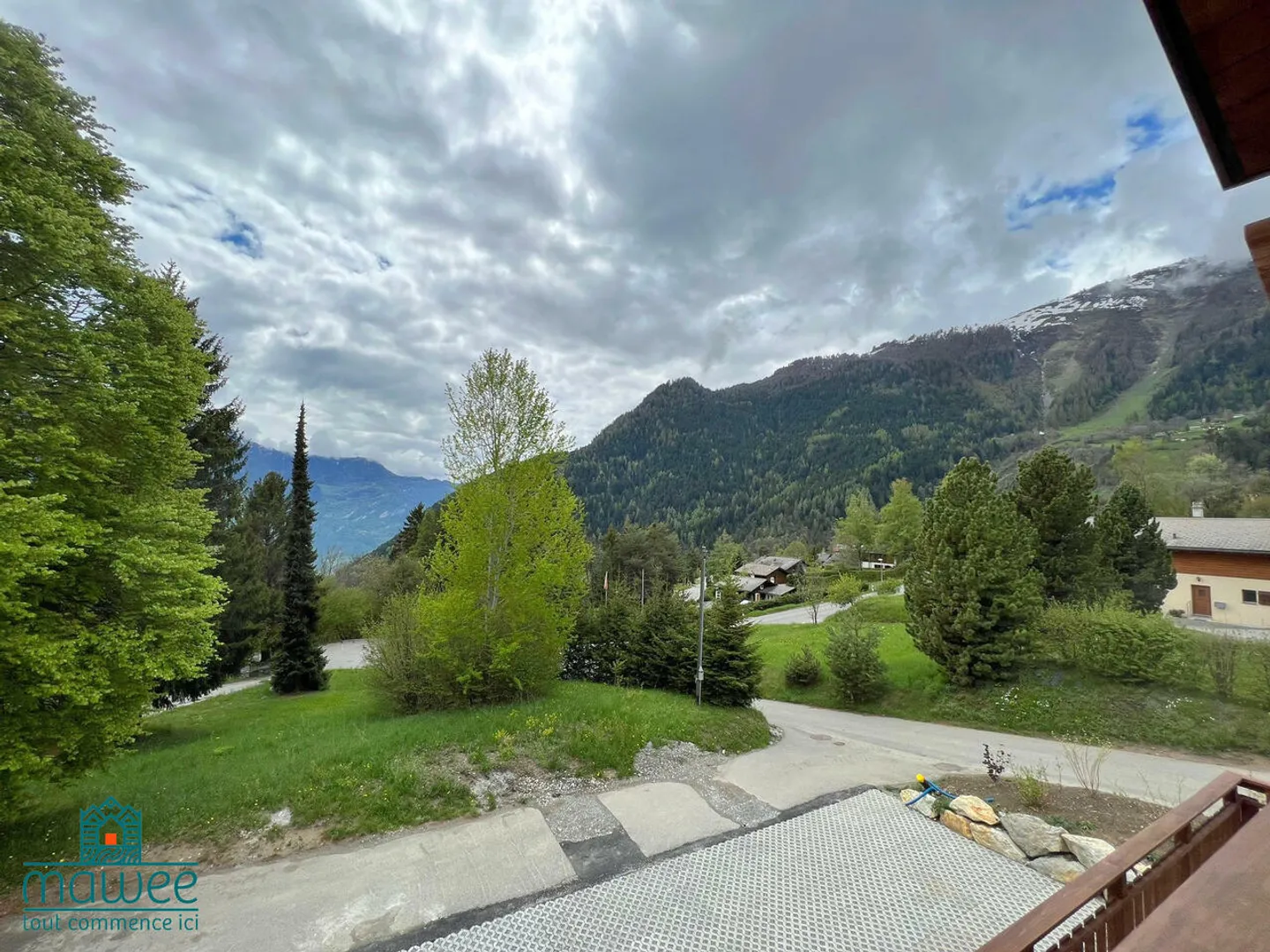 Magnificent high-end real estate project in Ovronnaz - Photo 7 of 8