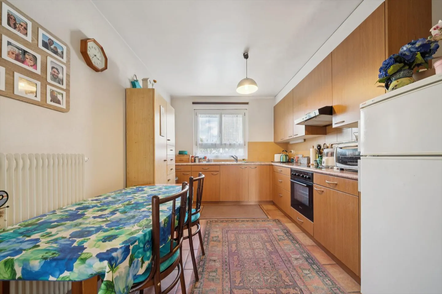 Haus mit drei Wohnungen und Bauland - Foto 10 von 13