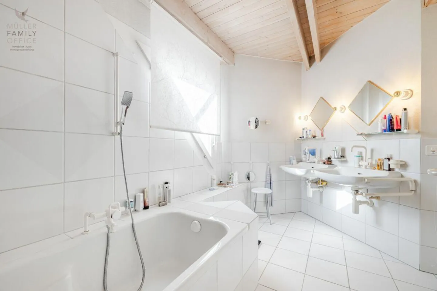 Living by the Lake - Living where others go on vacation - Photo 13 of 13