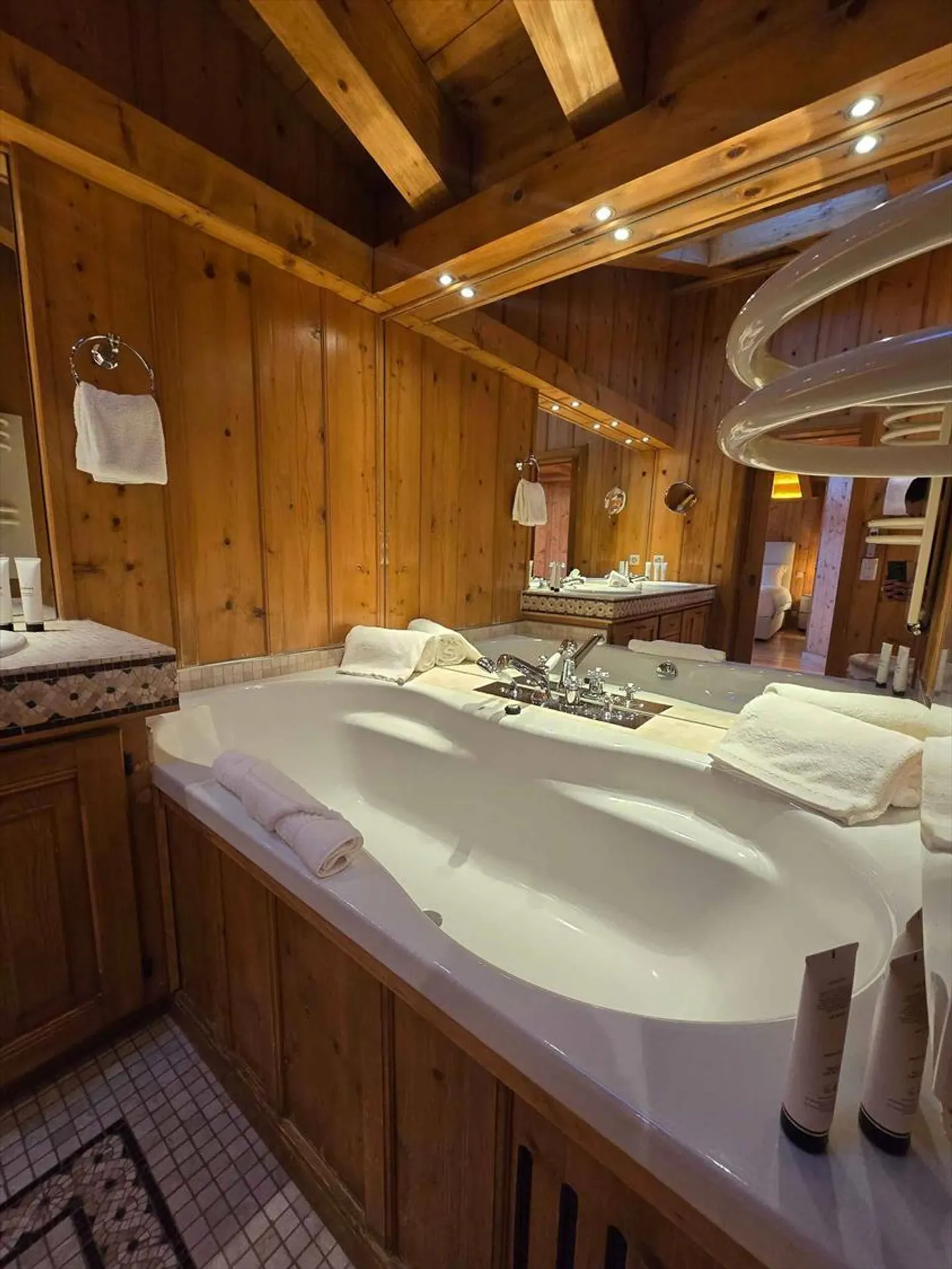PENTHOUSE ECCEZIONALE, Ski-in/Ski-out, ~260 m², 3 camere - Foto 7 di 13