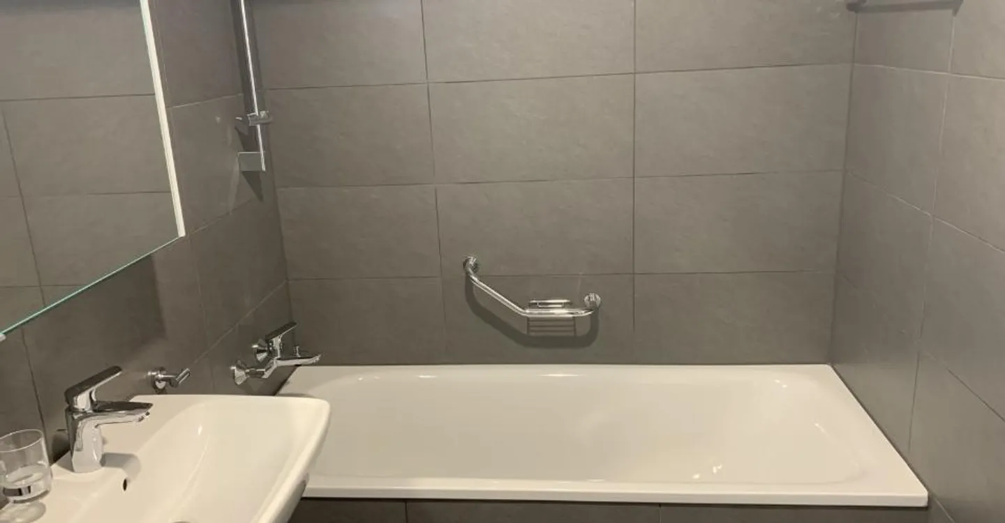 Beautiful 3.5-room apartment on the 2nd floor for rent in Delémont 1 - Photo 5 of 5