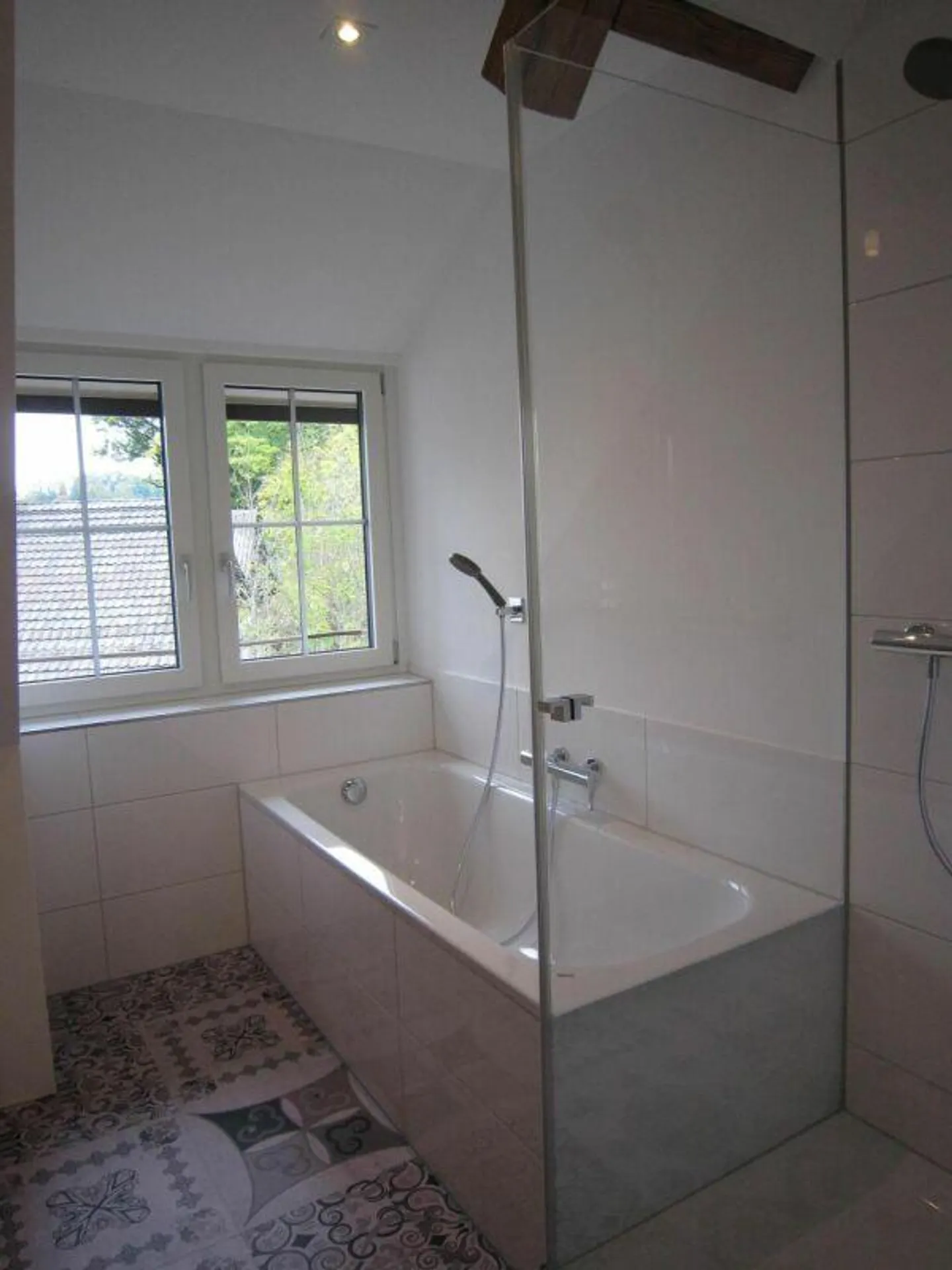 Appartamento attico affascinante in un edificio storico! - Foto 8 di 13