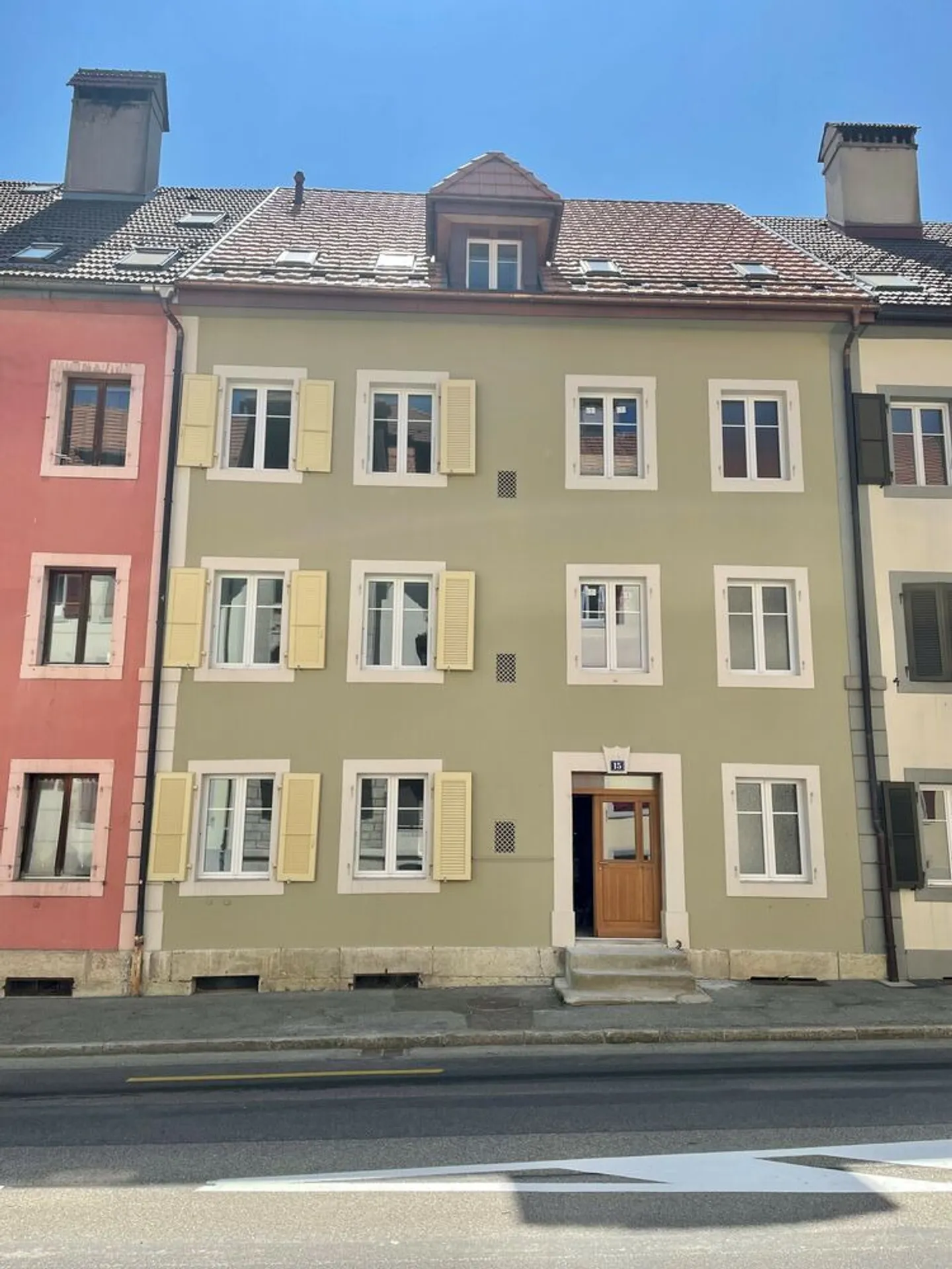 Entrepôt Spacieux en Emplacement Privilégié - Photo 1 sur 1