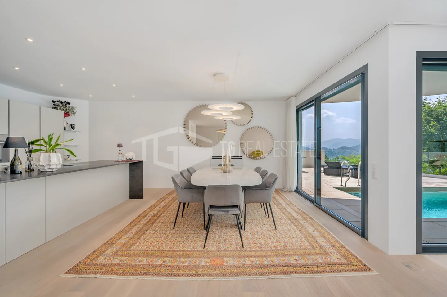 Eleganza in stile moderno con vista lago - Foto 6 di 11