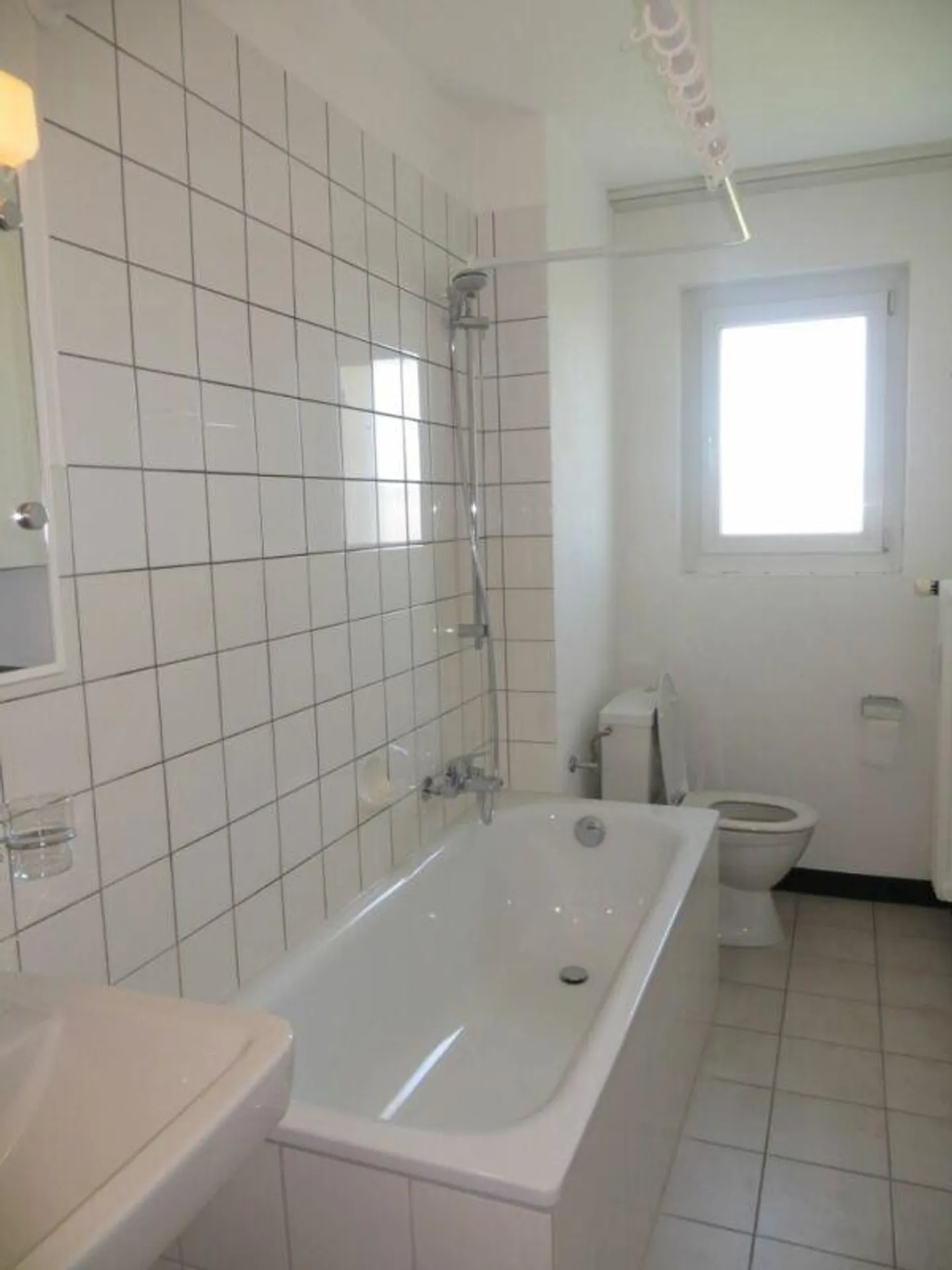 Apartment with lake view in a quiet location - Photo 4 of 10