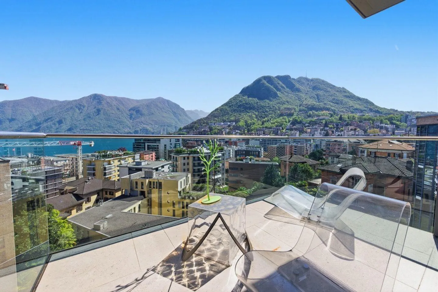 Attico esclusivo con tetto panoramico e vista mozzafiato sul lago di Lugano - Foto 11 di 11