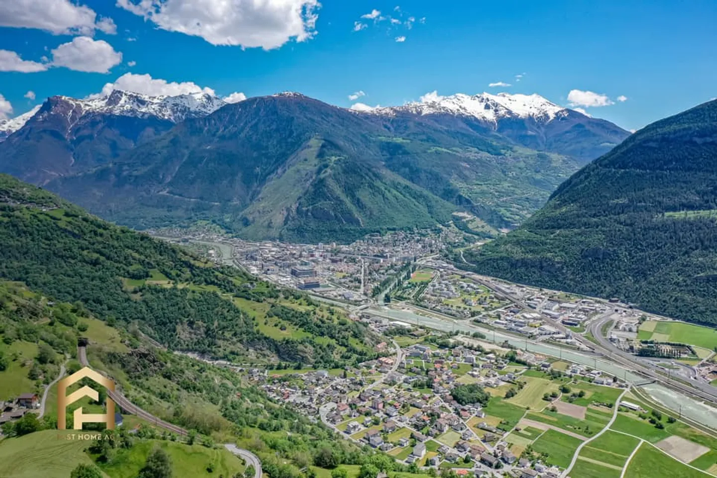 Ampio appartamento di 5,5 stanze con possibilità di espandere il sottotetto - Foto 11 di 13