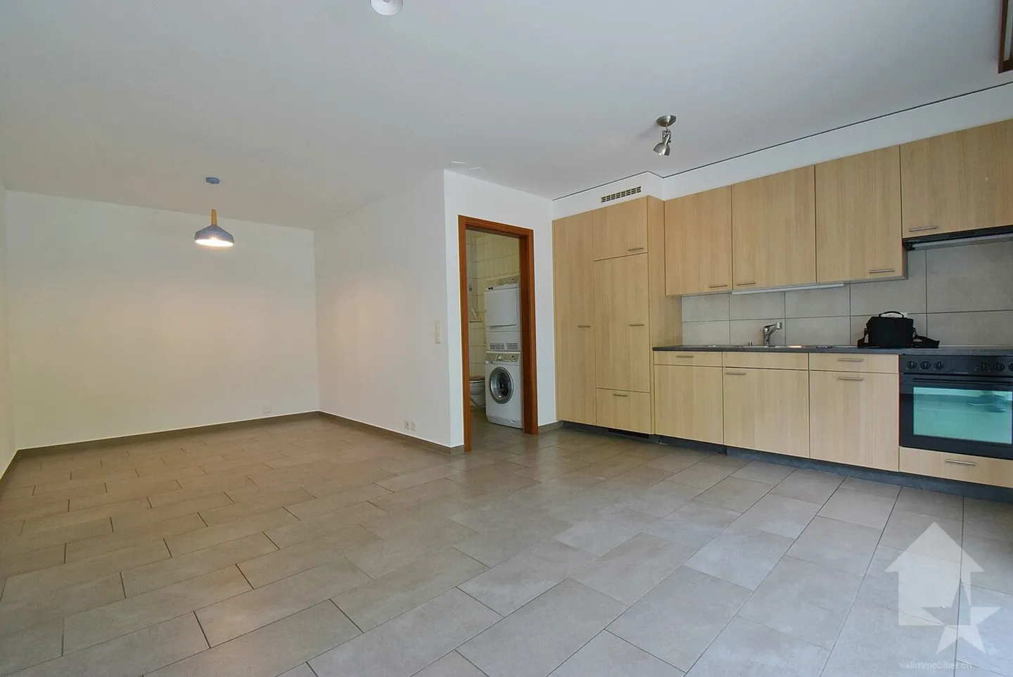 Schönes Studio mit Terrasse und Parkplatz in Sion! - Foto 6 von 7