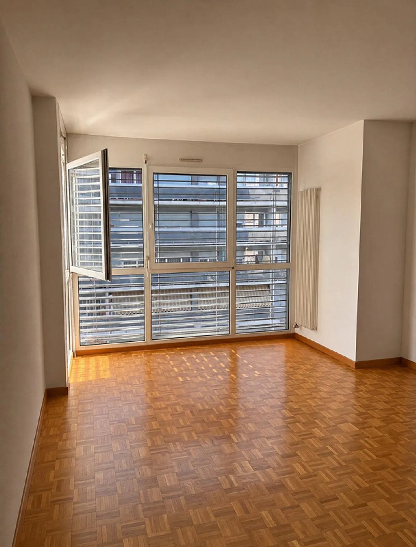 3-Zimmer-Wohnung im 6. Stock Rue Daubin 22, 1203 Genf - Foto 1 von 5
