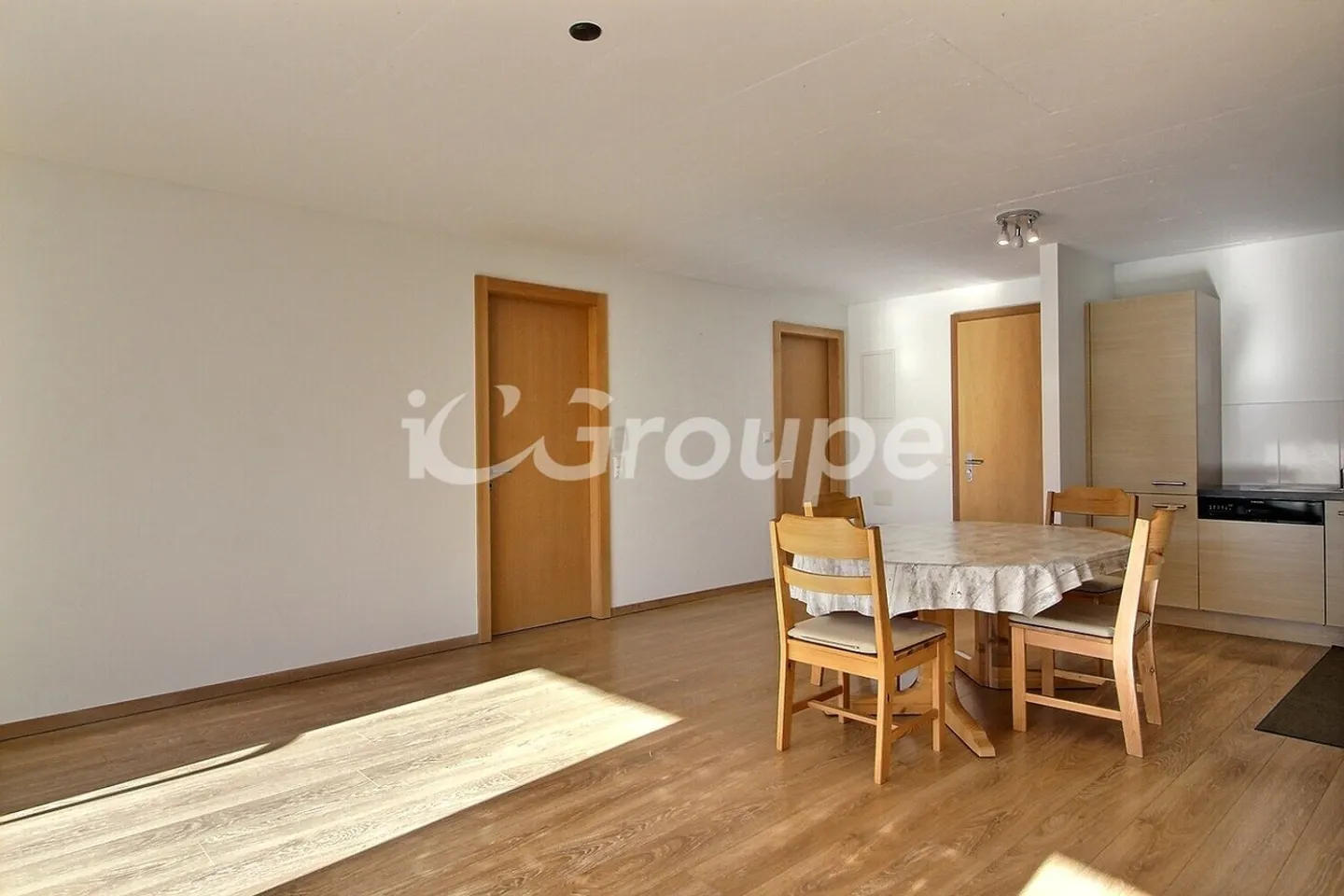 Appartement en bon état à louer à Grimisuat. - Photo 2 sur 7