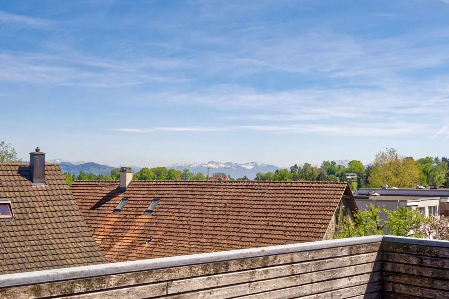 Forch : Appartement en duplex avec une sensation de maison dans la maison - Photo 4 sur 5