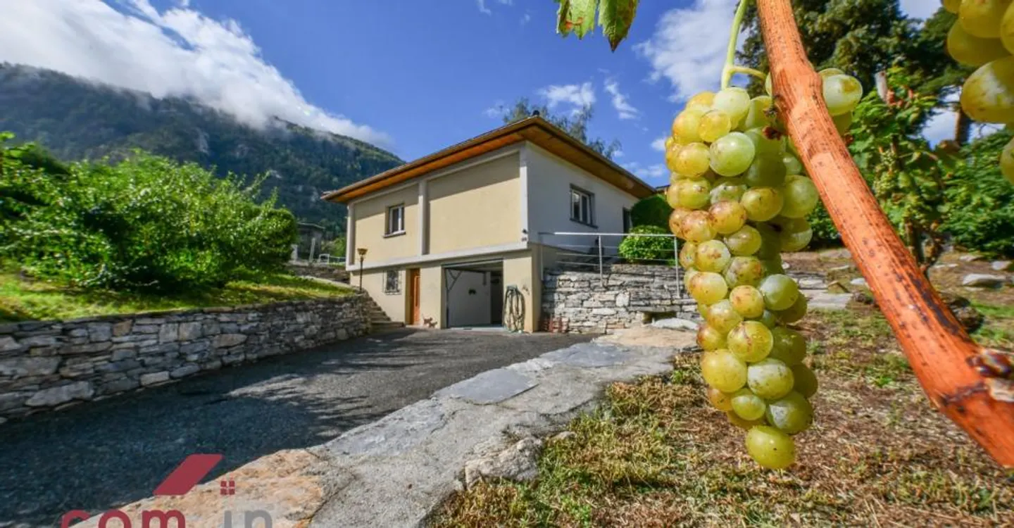 GRONE, Einfamilienhaus + Studio mit Aussicht, Ruhe und Annehmlichkeiten - Foto 1 von 12