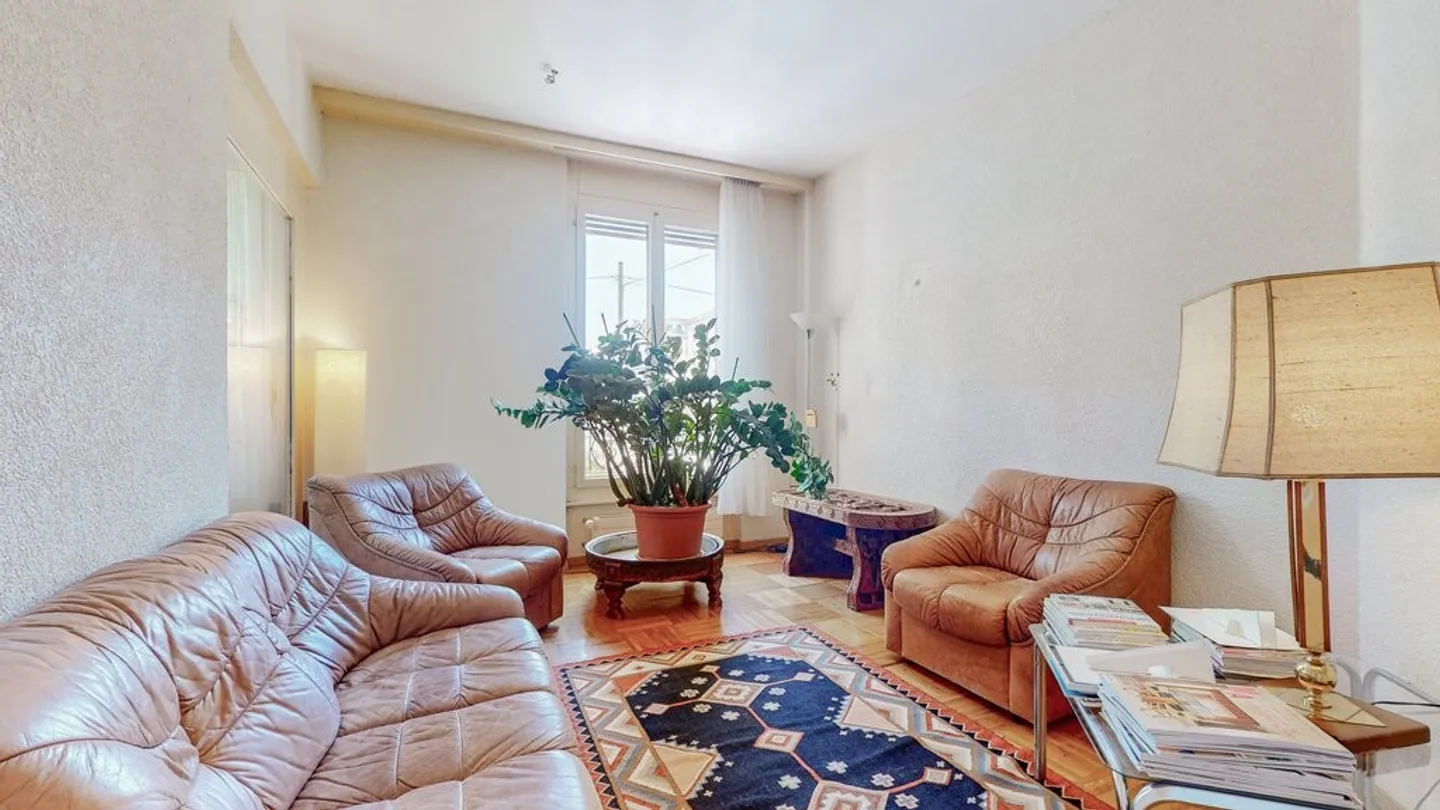 Your future office just steps from the train station - Photo 5 of 12