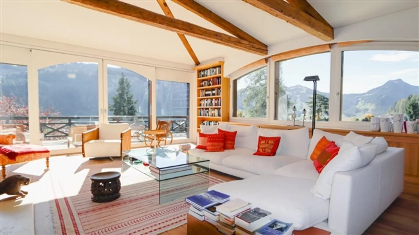 «Charmantes Schweizer Dorfhaus mit Pool und Spa» - Foto 1 von 20