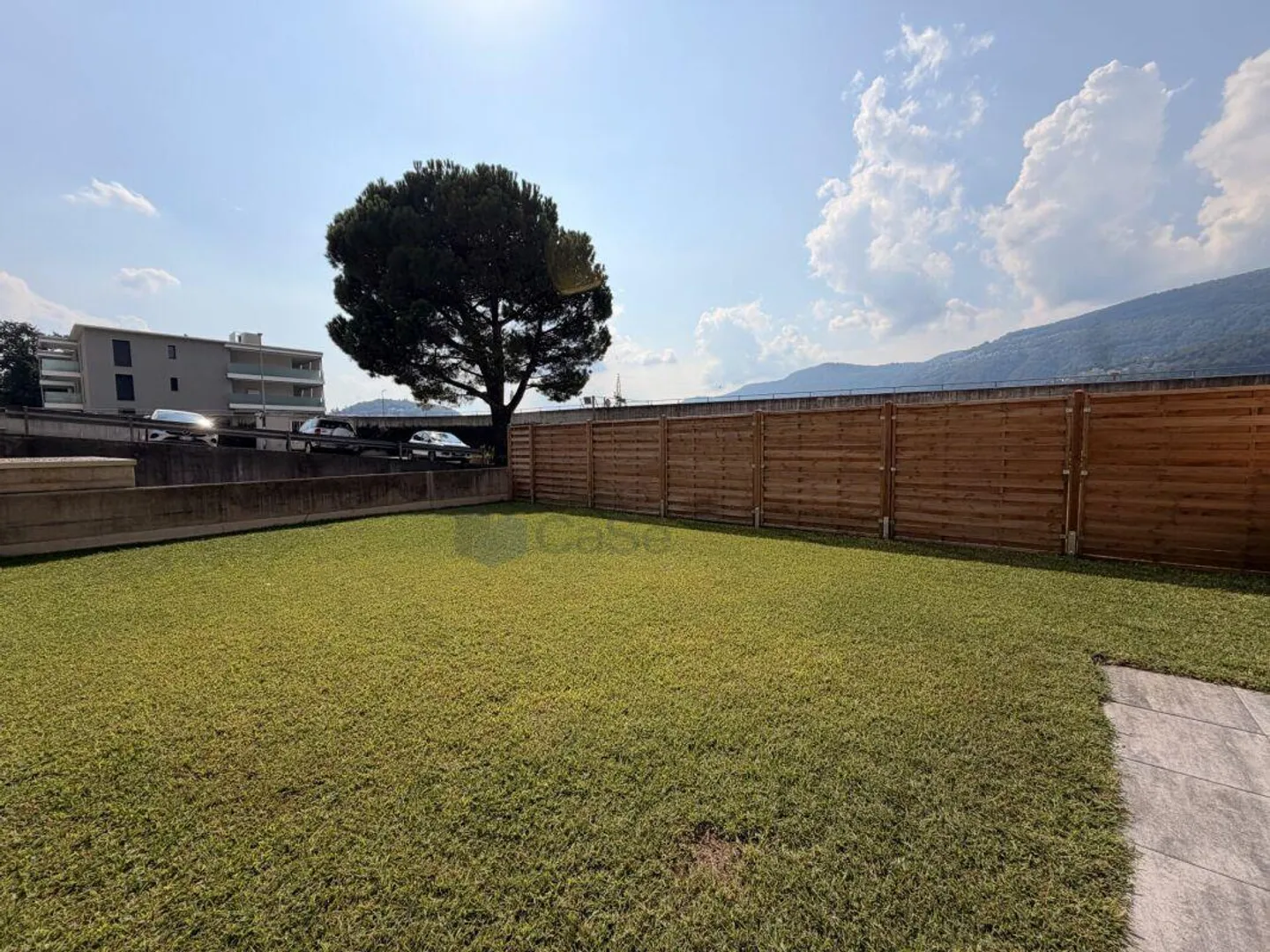 VEZIA - SPACIEUX 3.5 PIÈCES TRANSFORMABLES EN 4.5, AVEC TERRASSE OU JARDIN - Photo 1 sur 13