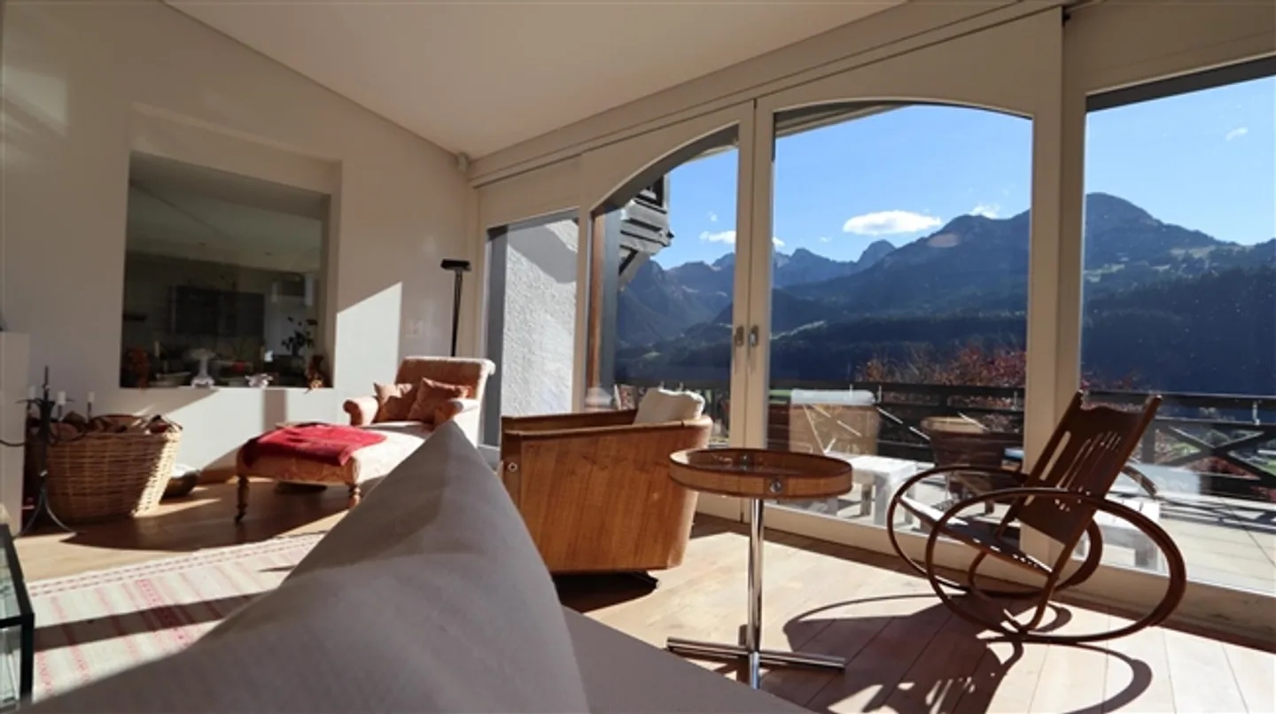 «Charmantes Schweizer Dorfhaus mit Pool und Spa» - Foto 3 von 20