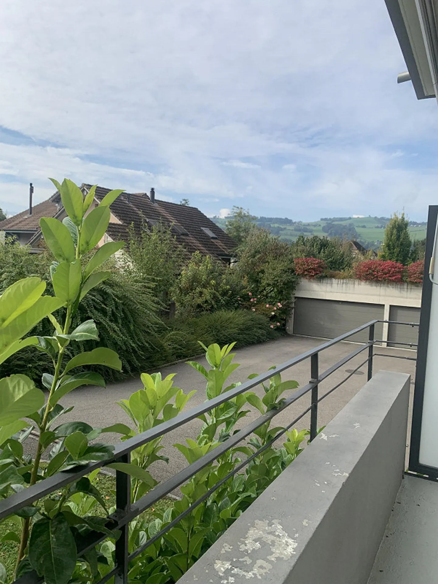 Ampio appartamento con 4 stanze a Münsingen - Foto 3 di 22