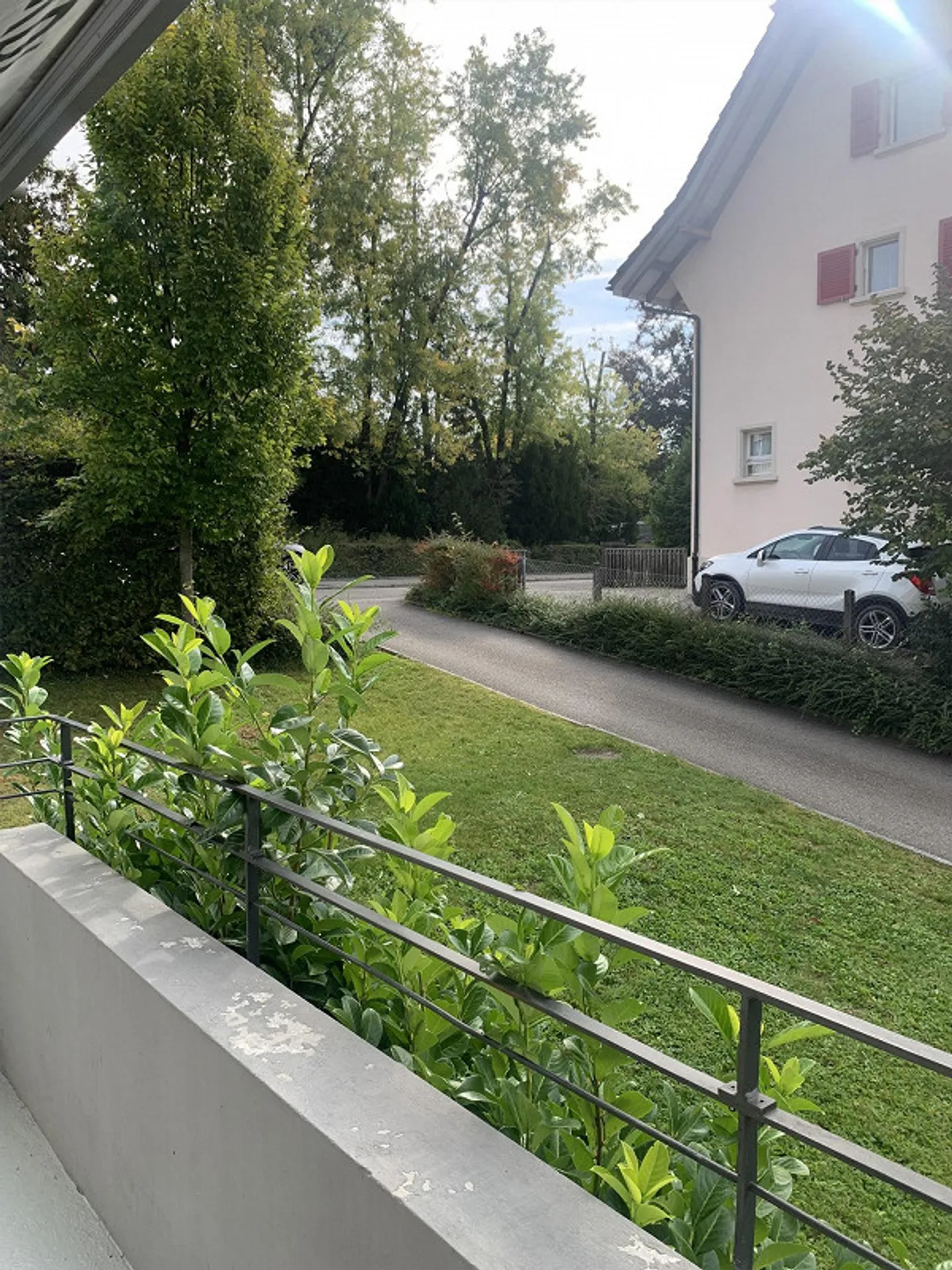 Ampio appartamento con 4 stanze a Münsingen - Foto 4 di 22