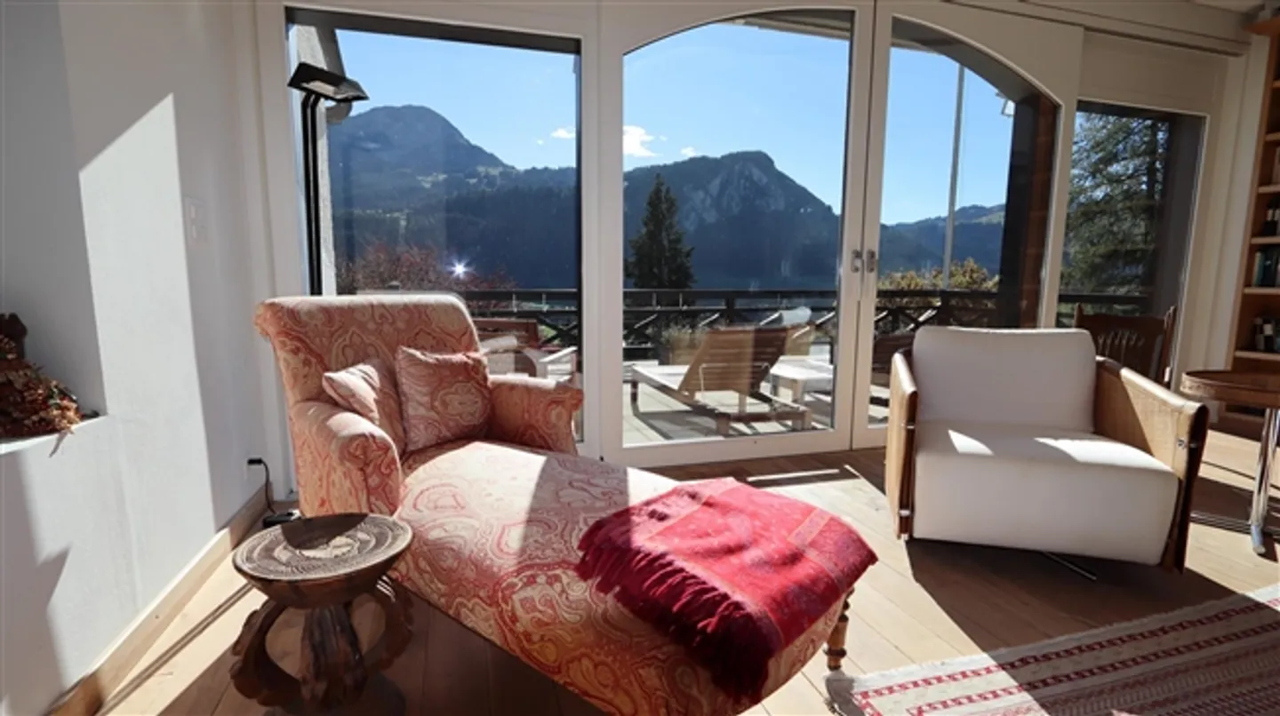 «Charmantes Schweizer Dorfhaus mit Pool und Spa» - Foto 8 von 20