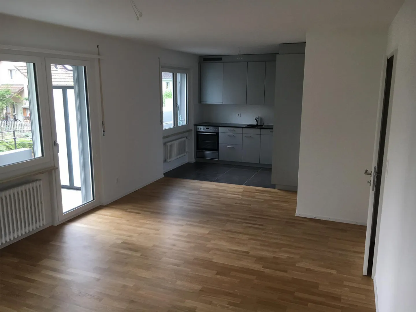 Ampio appartamento con 4 stanze a Münsingen - Foto 9 di 22