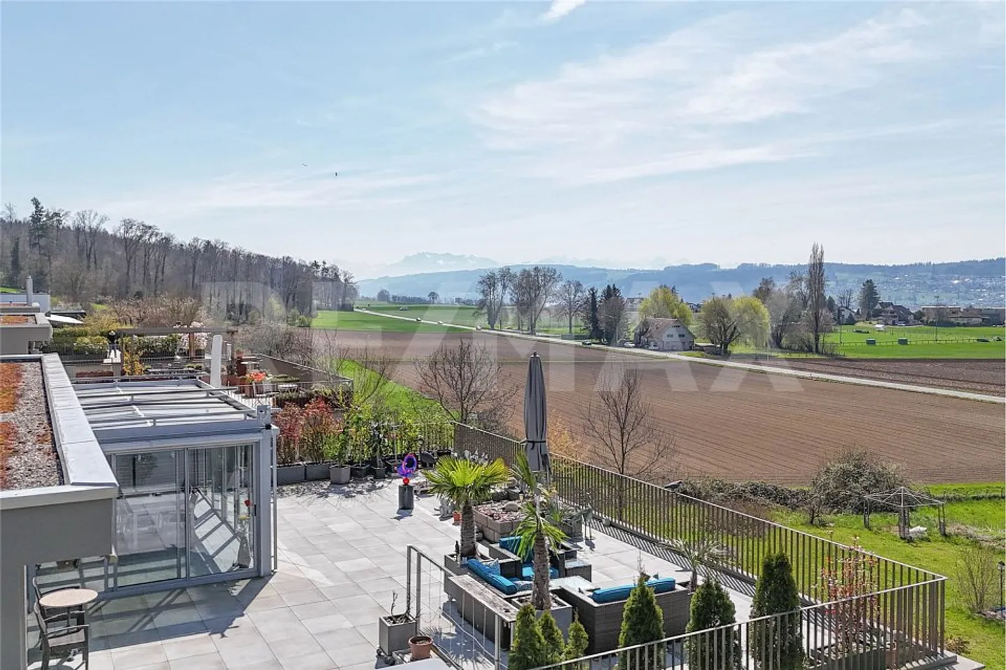 Esclusivo appartamento attico di 4,5 locali in vendita a Meisterschwanden - Foto 2 di 13