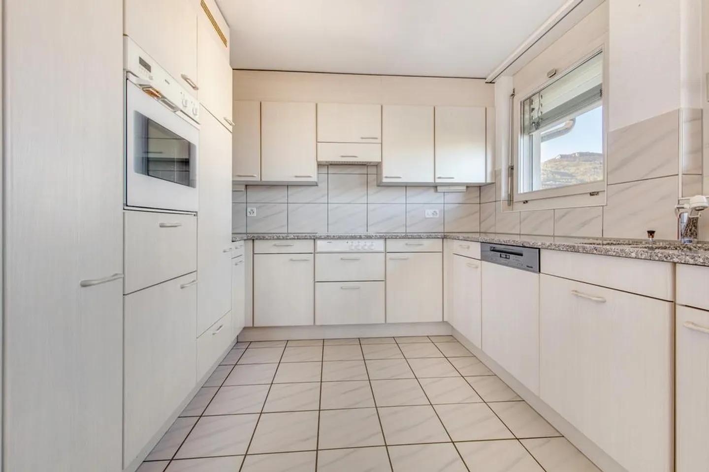 Appartamento Maisonette Luminoso a Oensingen - Foto 3 di 6