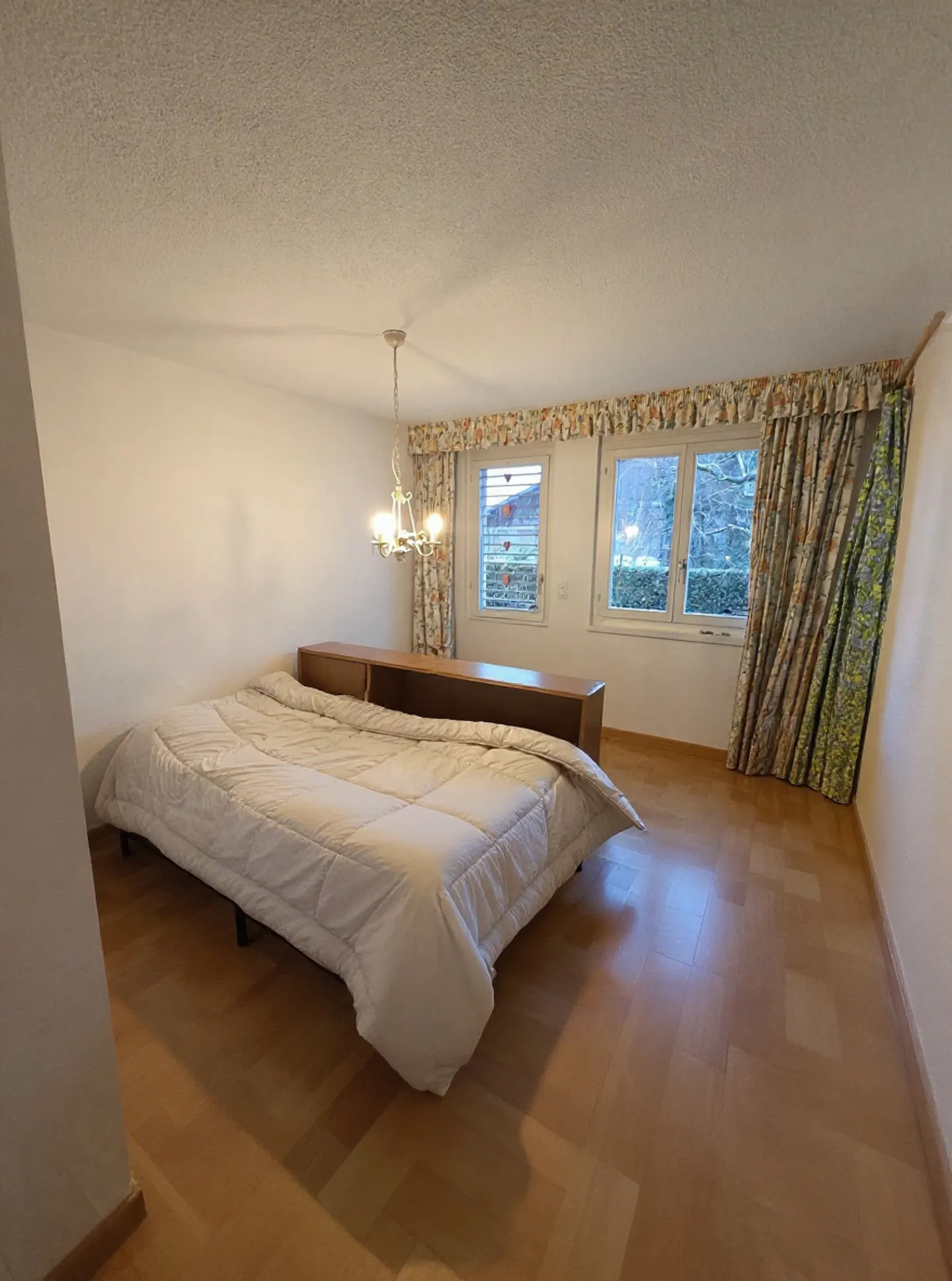 Unique 6.5-room single-family house with stunning lake view - Photo 5 of 8