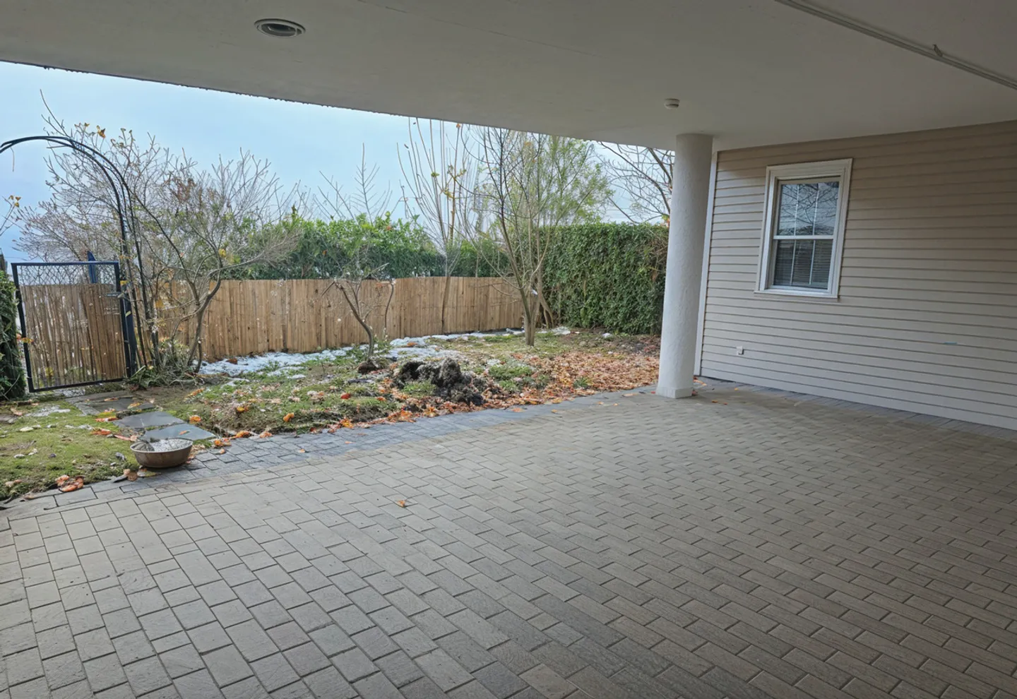 Unique 6.5-room single-family house with stunning lake view - Photo 8 of 8