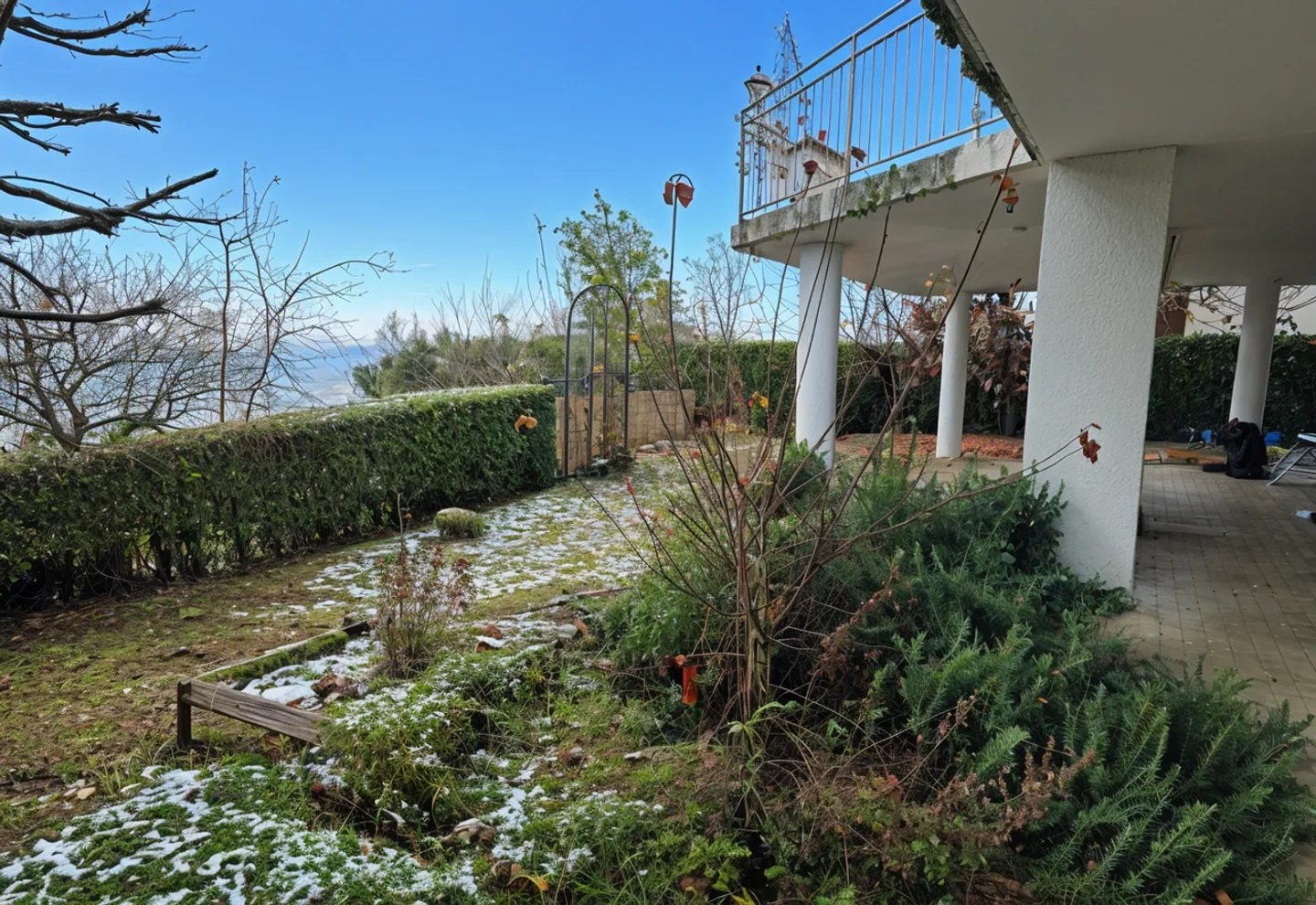 Unique 6.5-room single-family house with stunning lake view - Photo 7 of 8