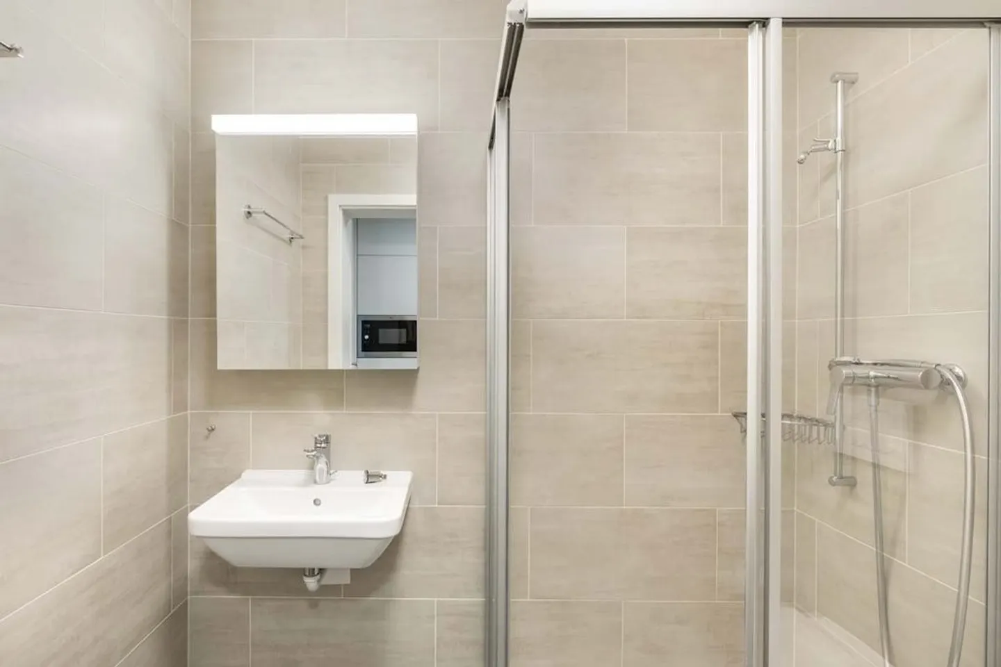 Studio in residenza per studenti, vicino alla stazione di Renens - Foto 2 di 6